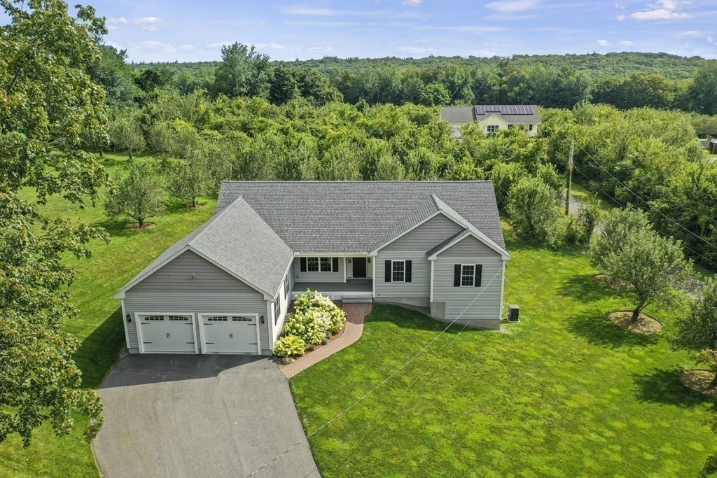 291 Pearl Hill Rd, Fitchburg, MA 01420