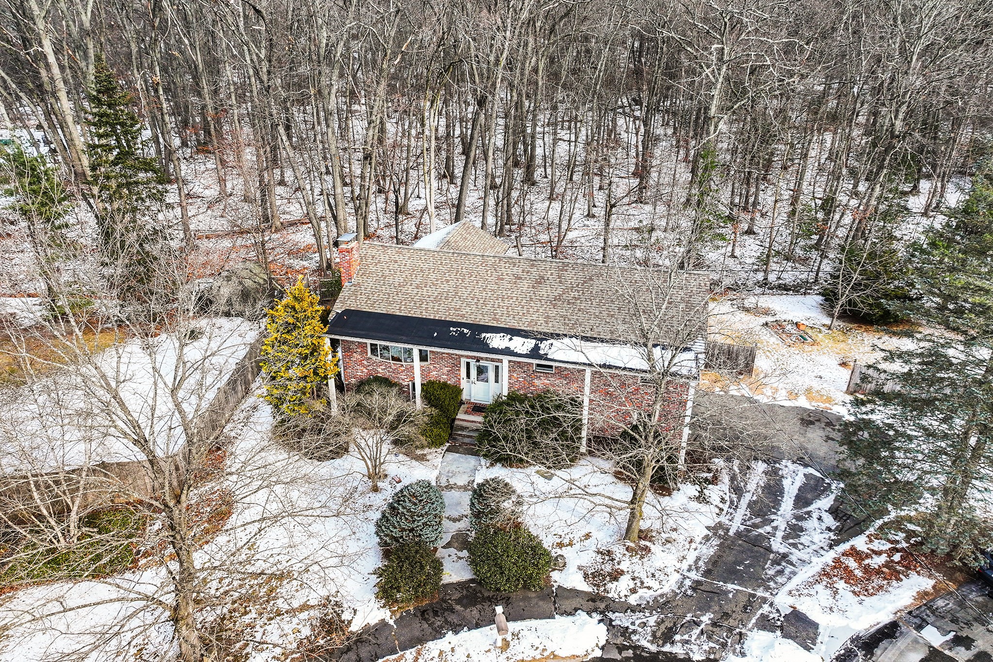 90 Sunnyside Ave, Reading, MA 01867 - Image 2