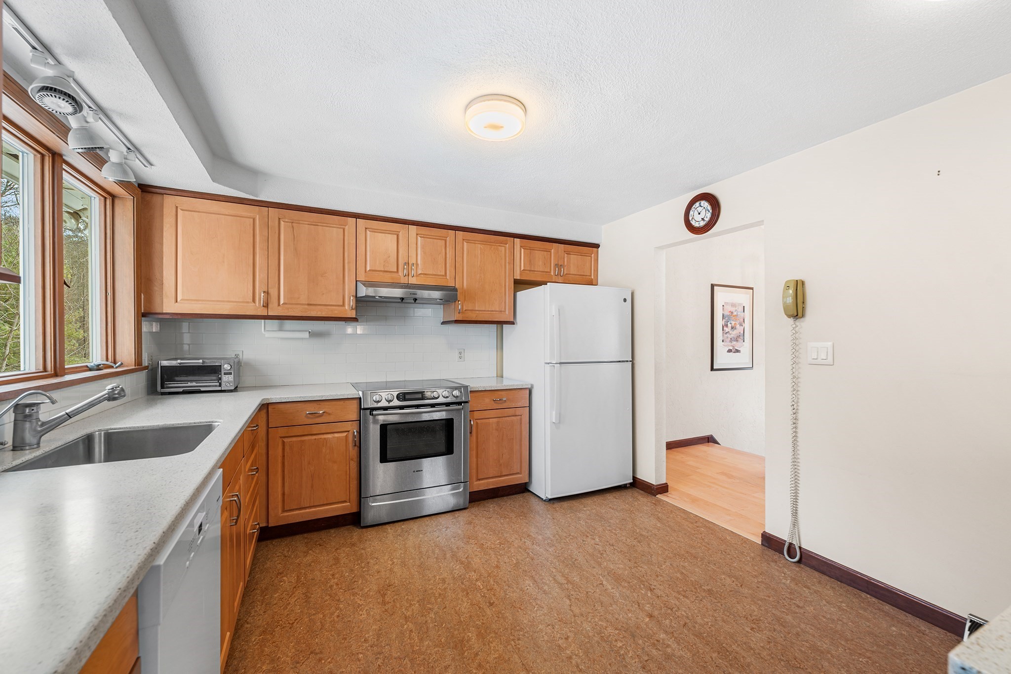 90 Sunnyside Ave, Reading, MA 01867 - Image 13