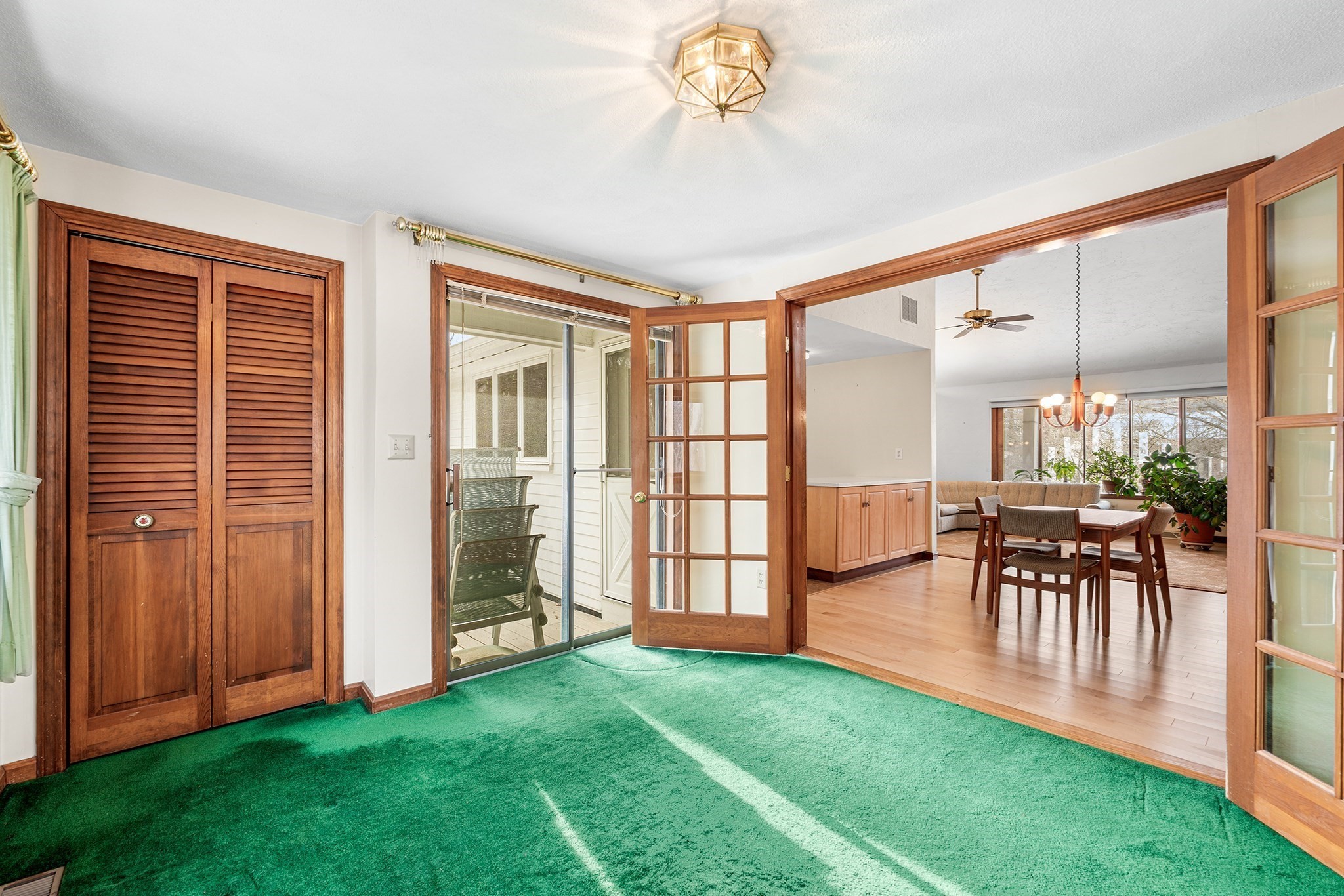 90 Sunnyside Ave, Reading, MA 01867 - Image 16