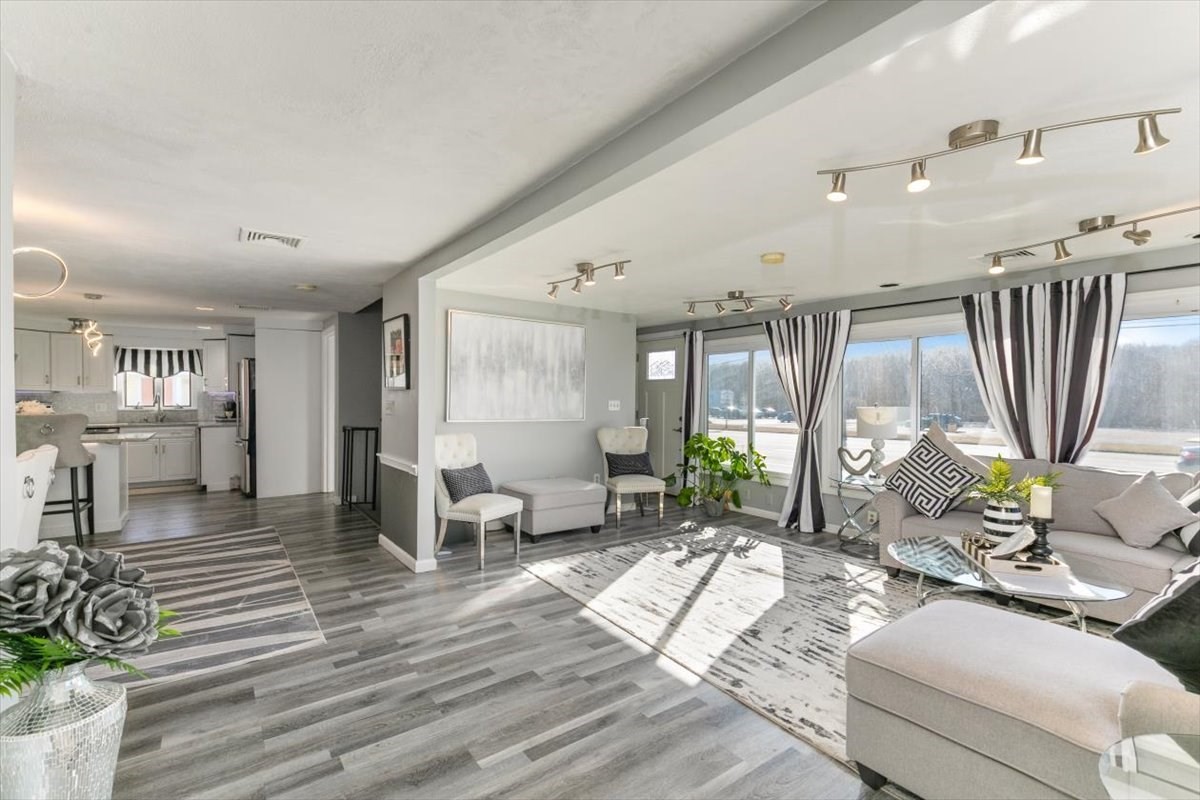 11 Andover St, Danvers, MA 01923 - Image 7