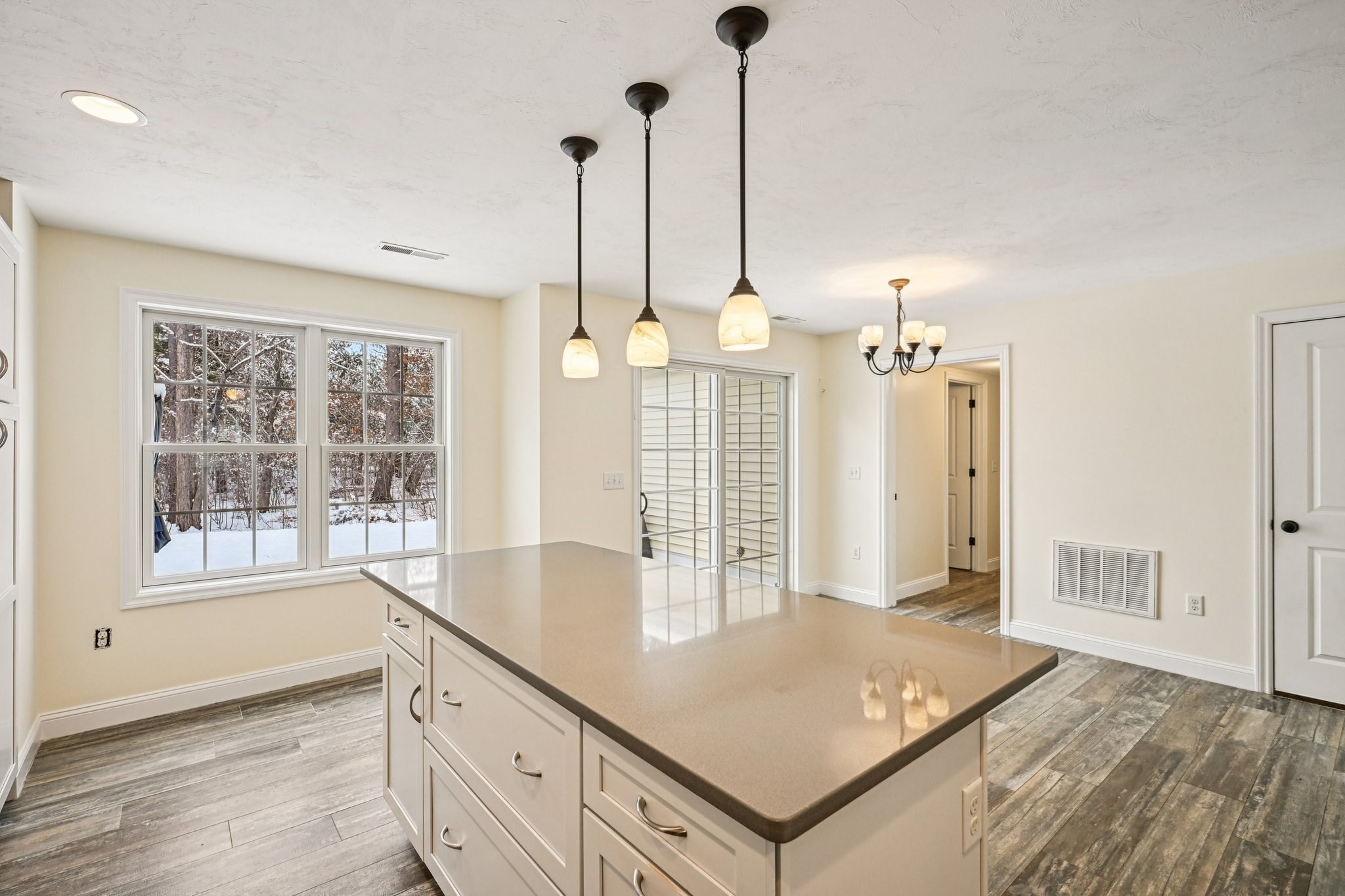 16 Rockingham Drive Unit 131, Tewksbury, MA 01876 - Image 11