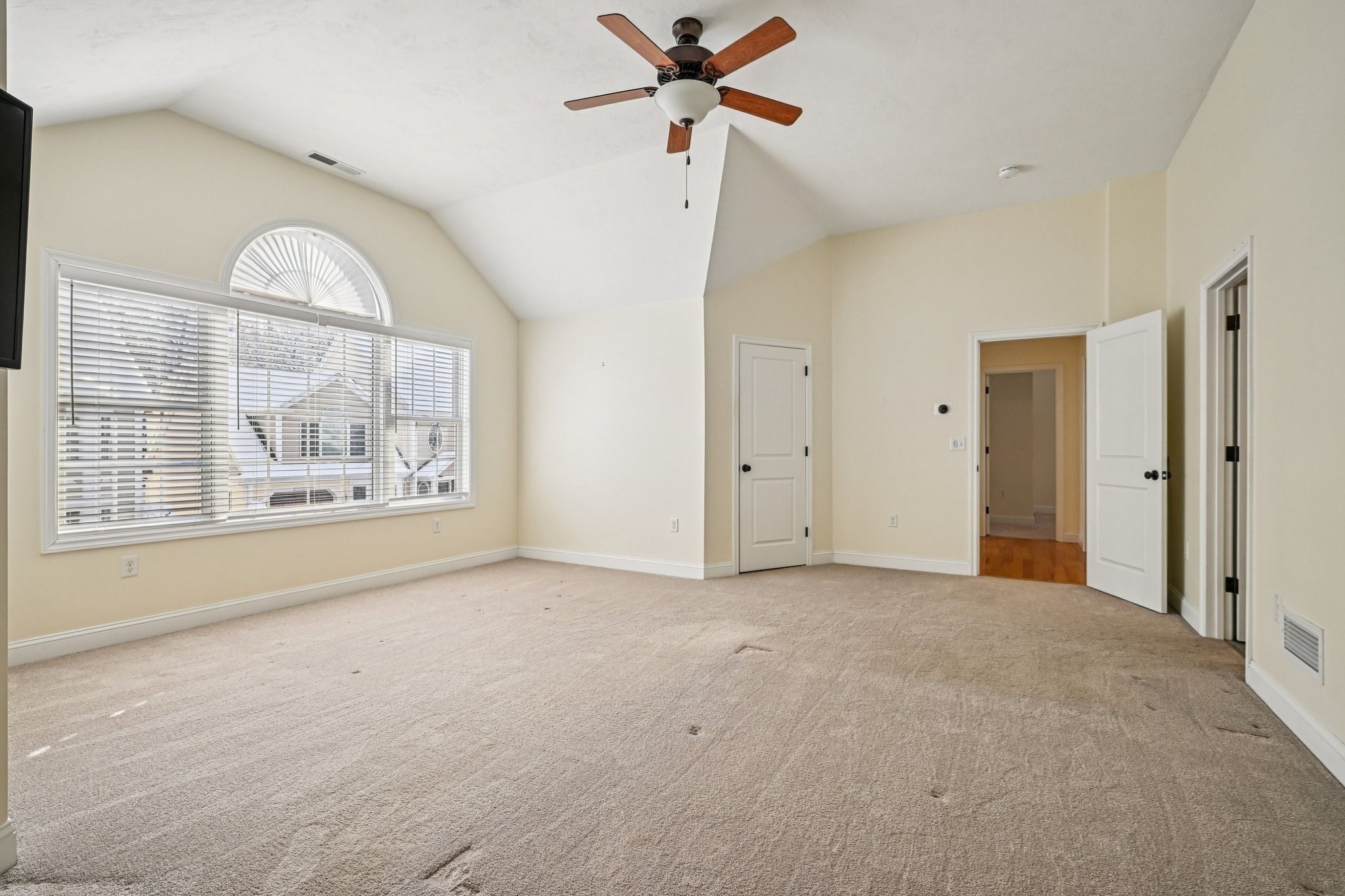 16 Rockingham Drive Unit 131, Tewksbury, MA 01876 - Image 20