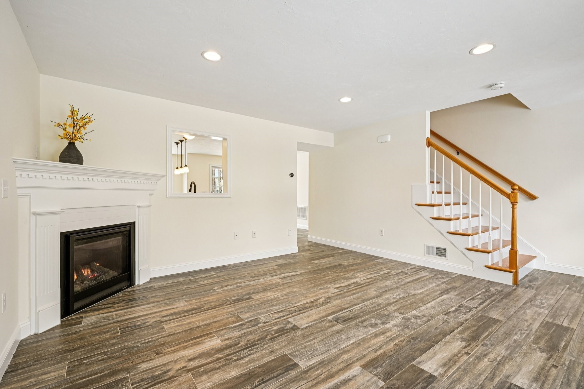 16 Rockingham Drive Unit 131, Tewksbury, MA 01876 - Image 3