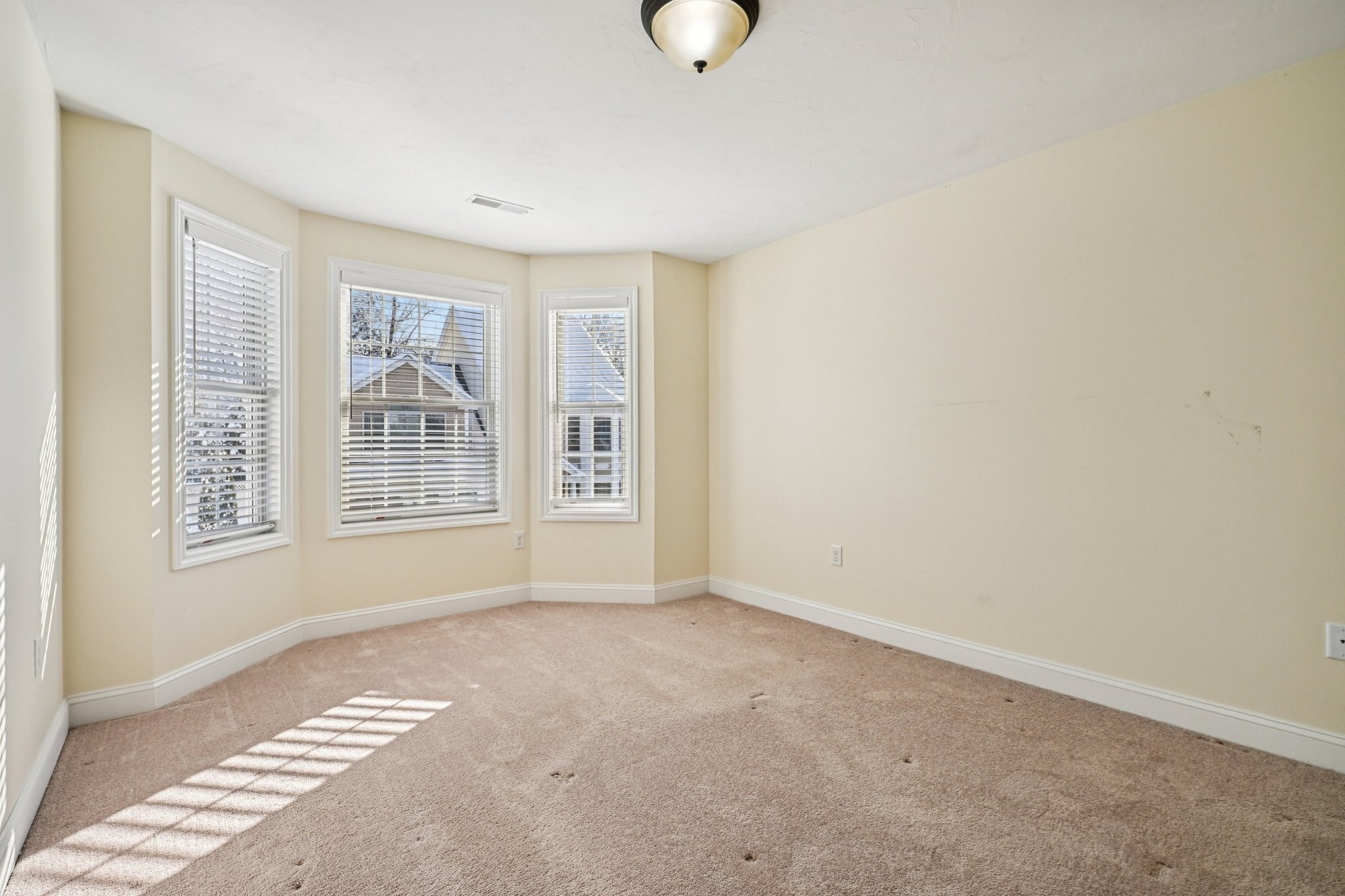 16 Rockingham Drive Unit 131, Tewksbury, MA 01876 - Image 25