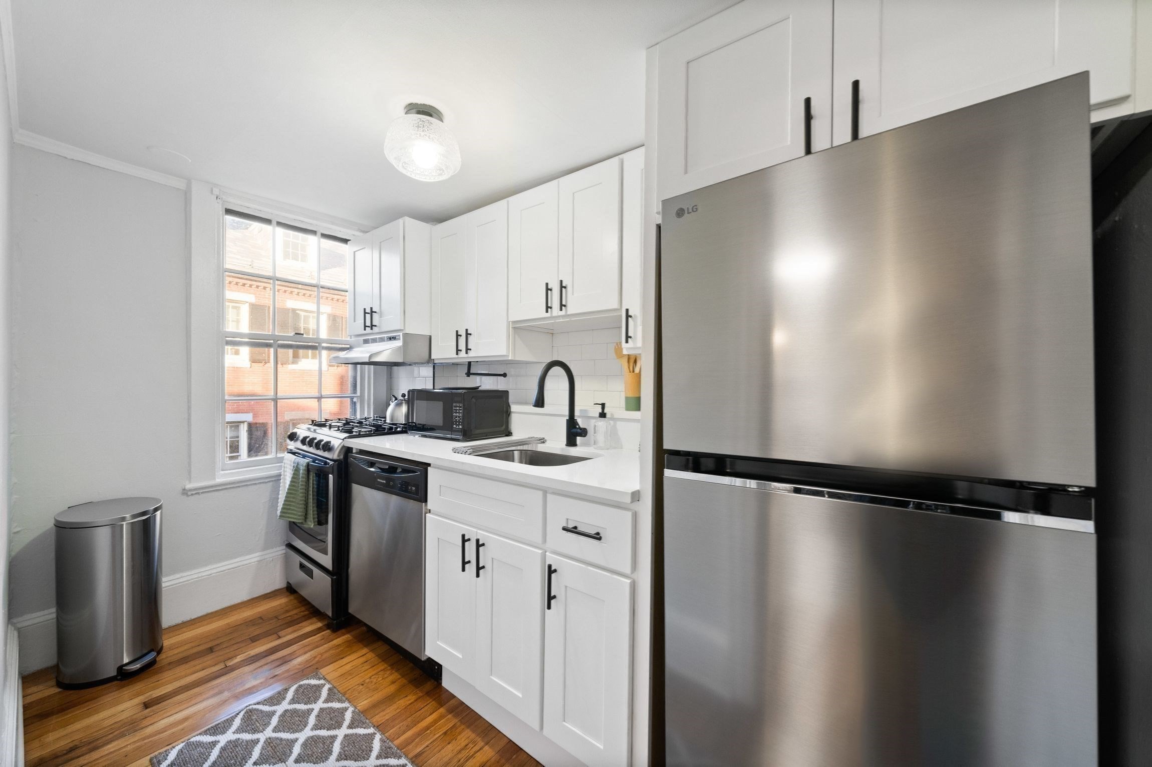 102 Revere St, Beacon Hill, Boston, MA 02114 - Image 4