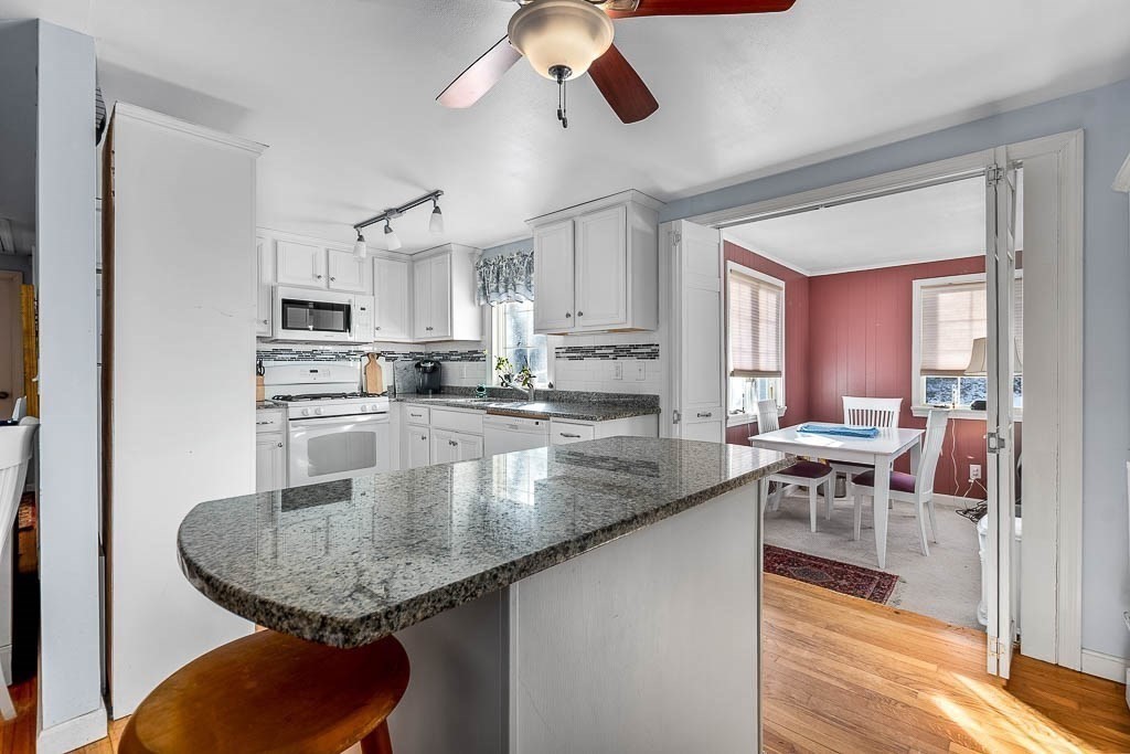 21 Spinning Brook Rd, Yarmouth, MA 02664 - Image 10