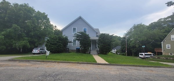 36 Litchfield Ave, Southbridge, MA 01550