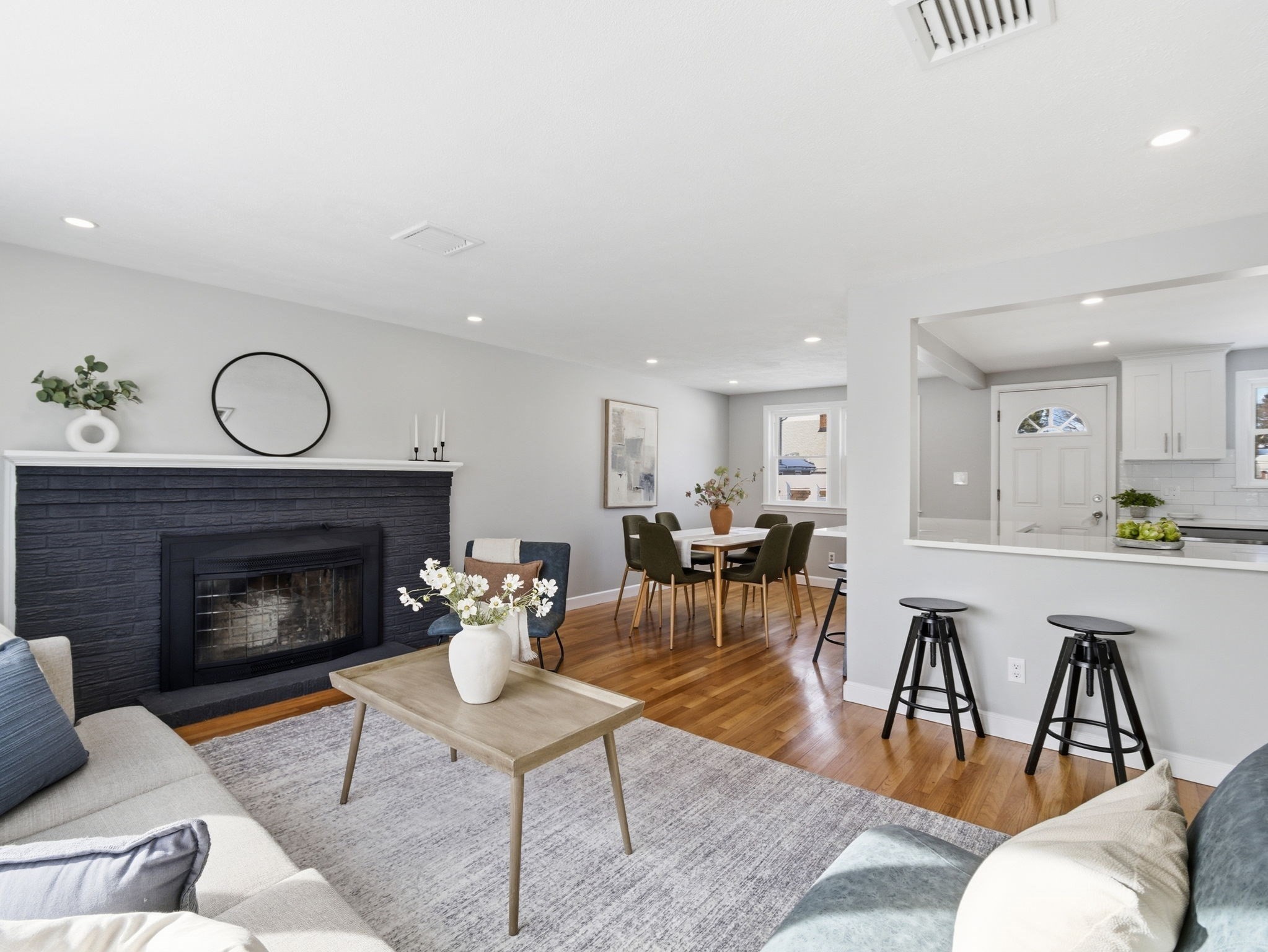 12 Holloway St, Malden, MA 02148 - Image 3