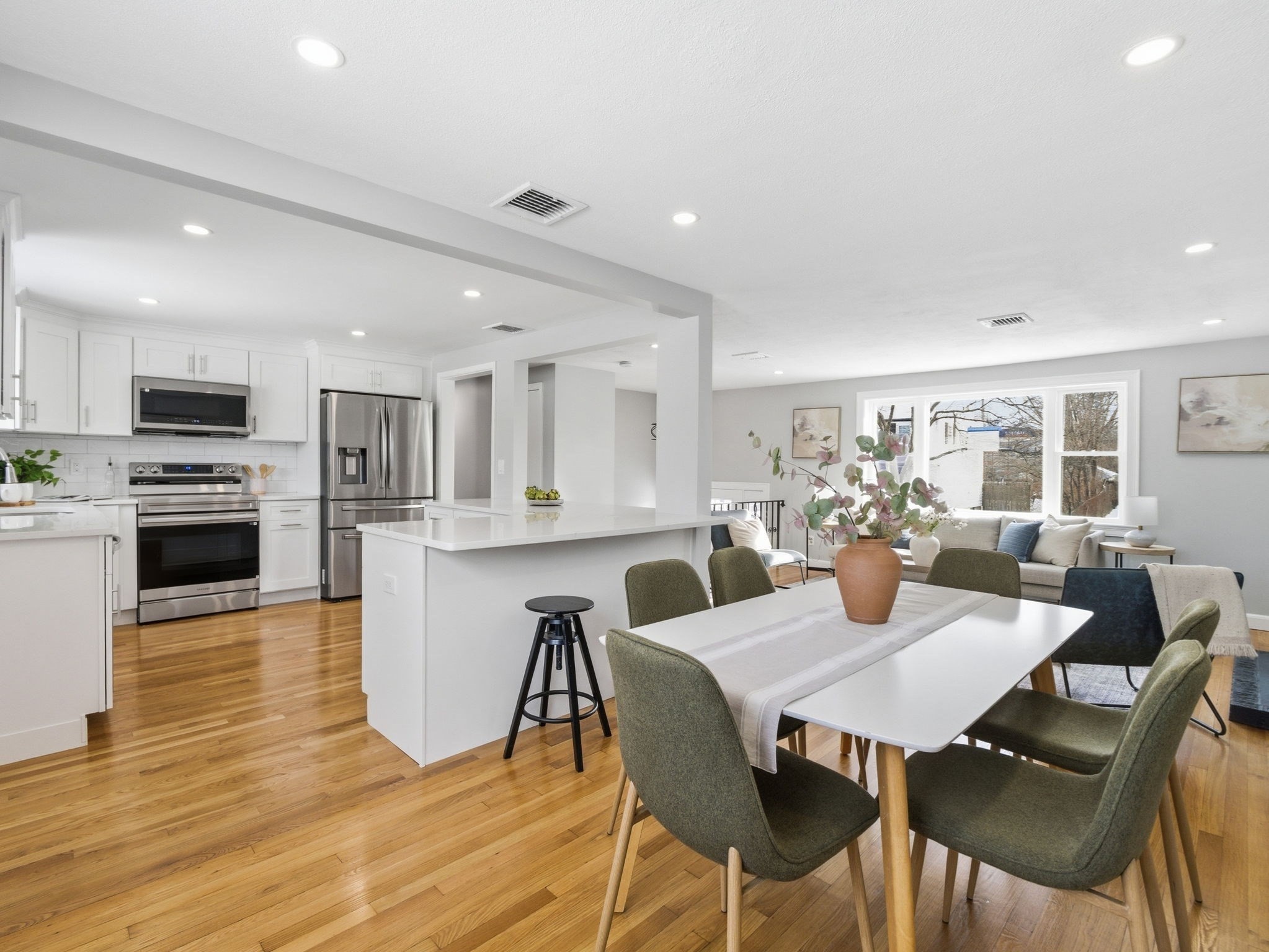 12 Holloway St, Malden, MA 02148 - Image 6