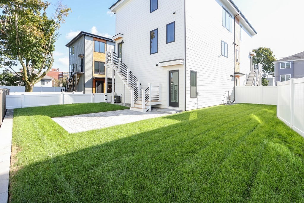 31 Hall St Unit 2, Waltham, MA 02453 - Image 20