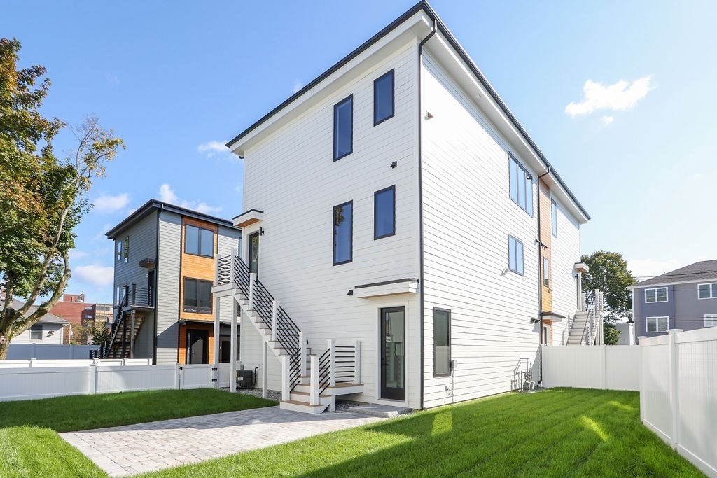 31 Hall St Unit 2, Waltham, MA 02453 - Image 22