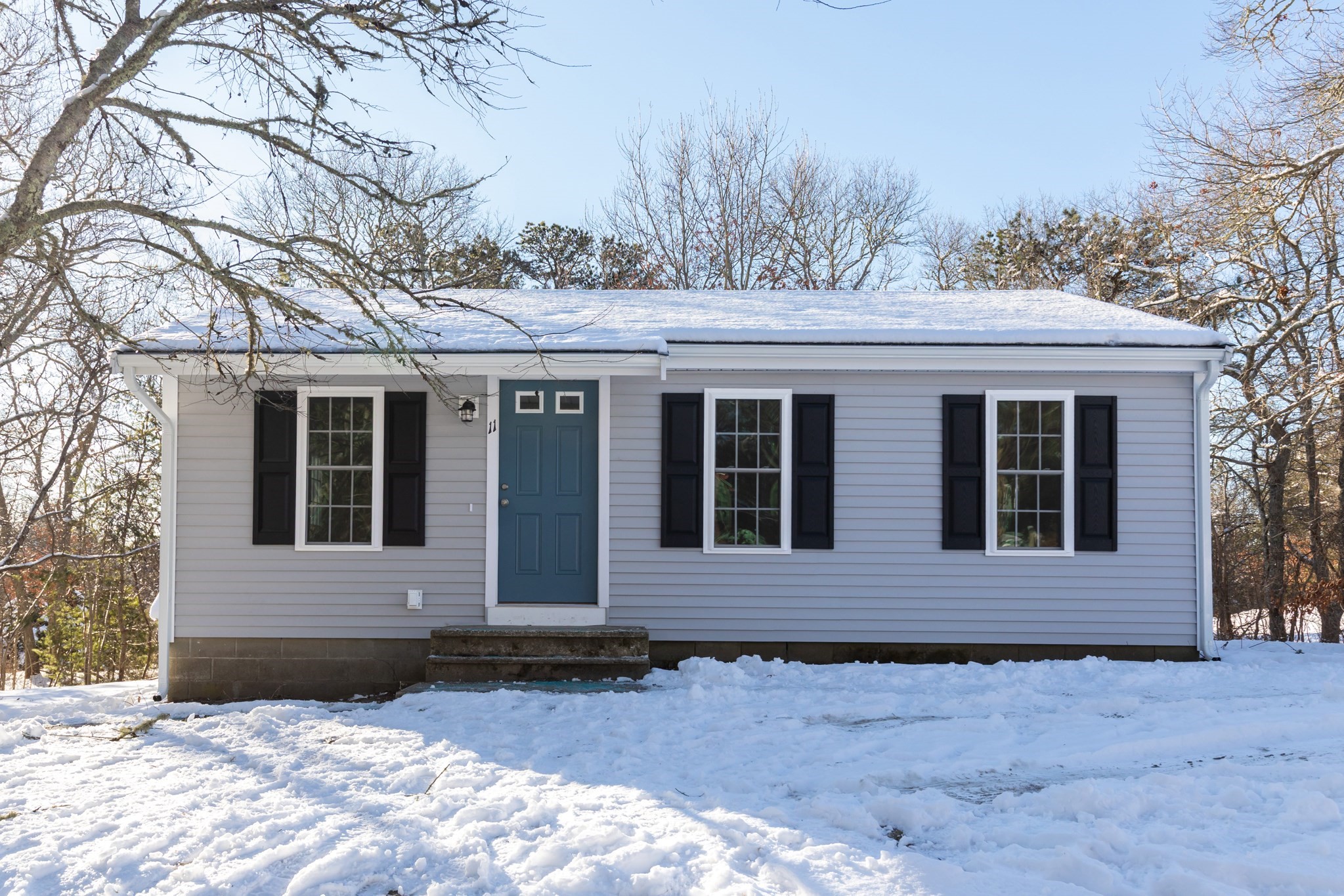 11 Womponoag Rd, Plymouth, MA 02360