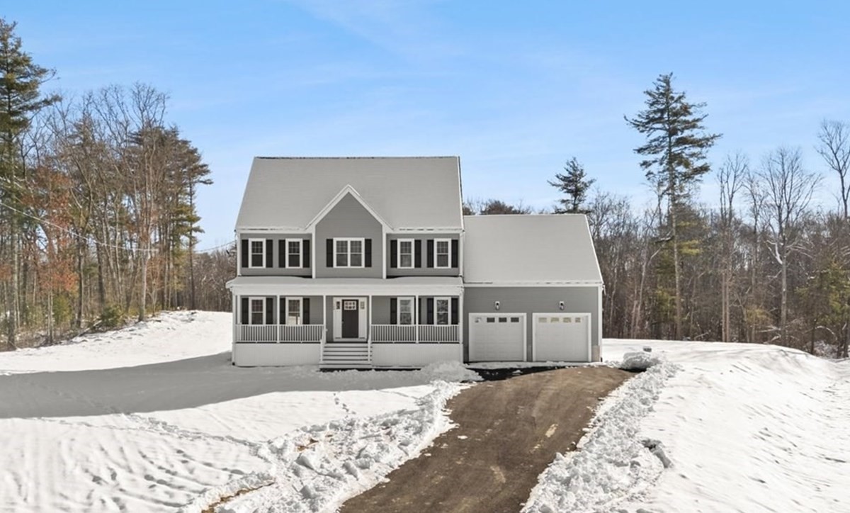 168 Run Brook Circle, Taunton, MA 02780