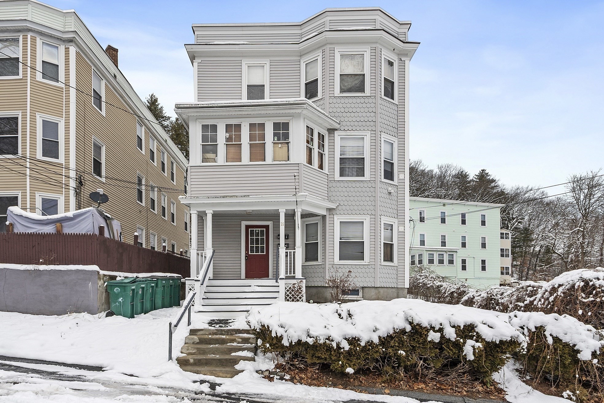 21 Read St, Fitchburg, MA 01420