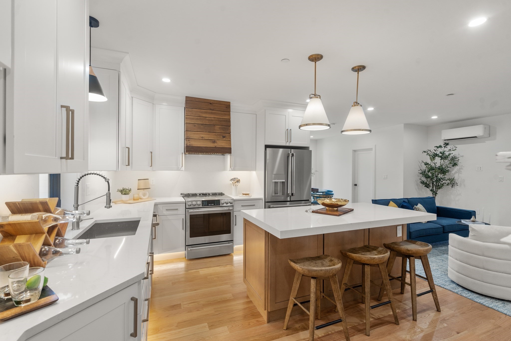 9 Sydney Unit 4, Dorchester, Boston, MA 02125