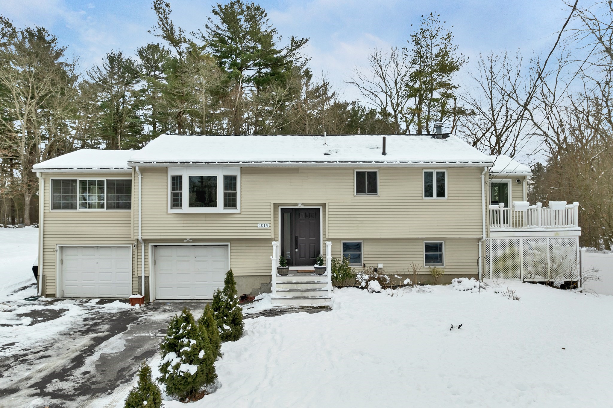 1015 South St, Tewksbury, MA 01876