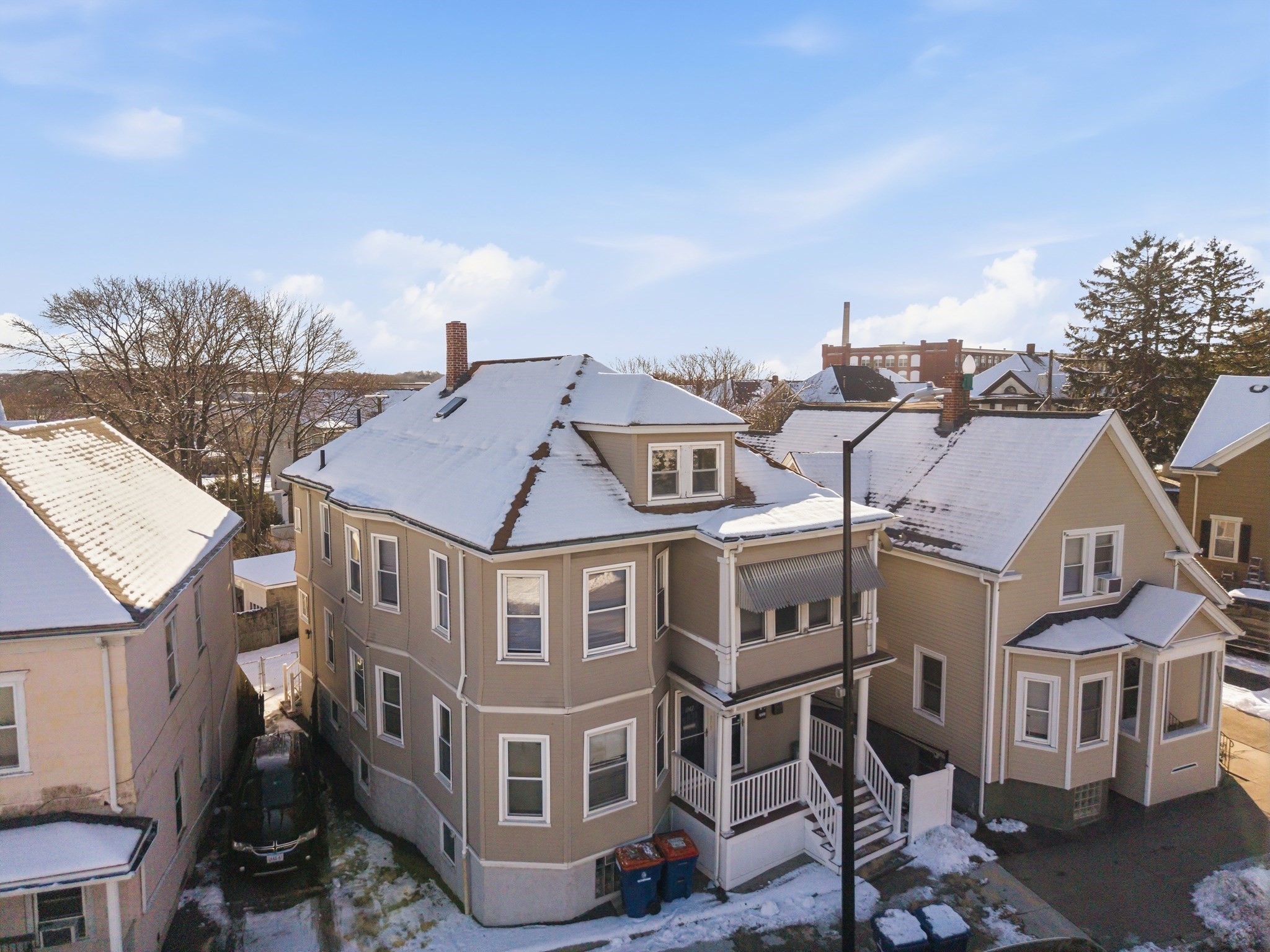 1940 Acushnet Ave, New Bedford, MA 02745