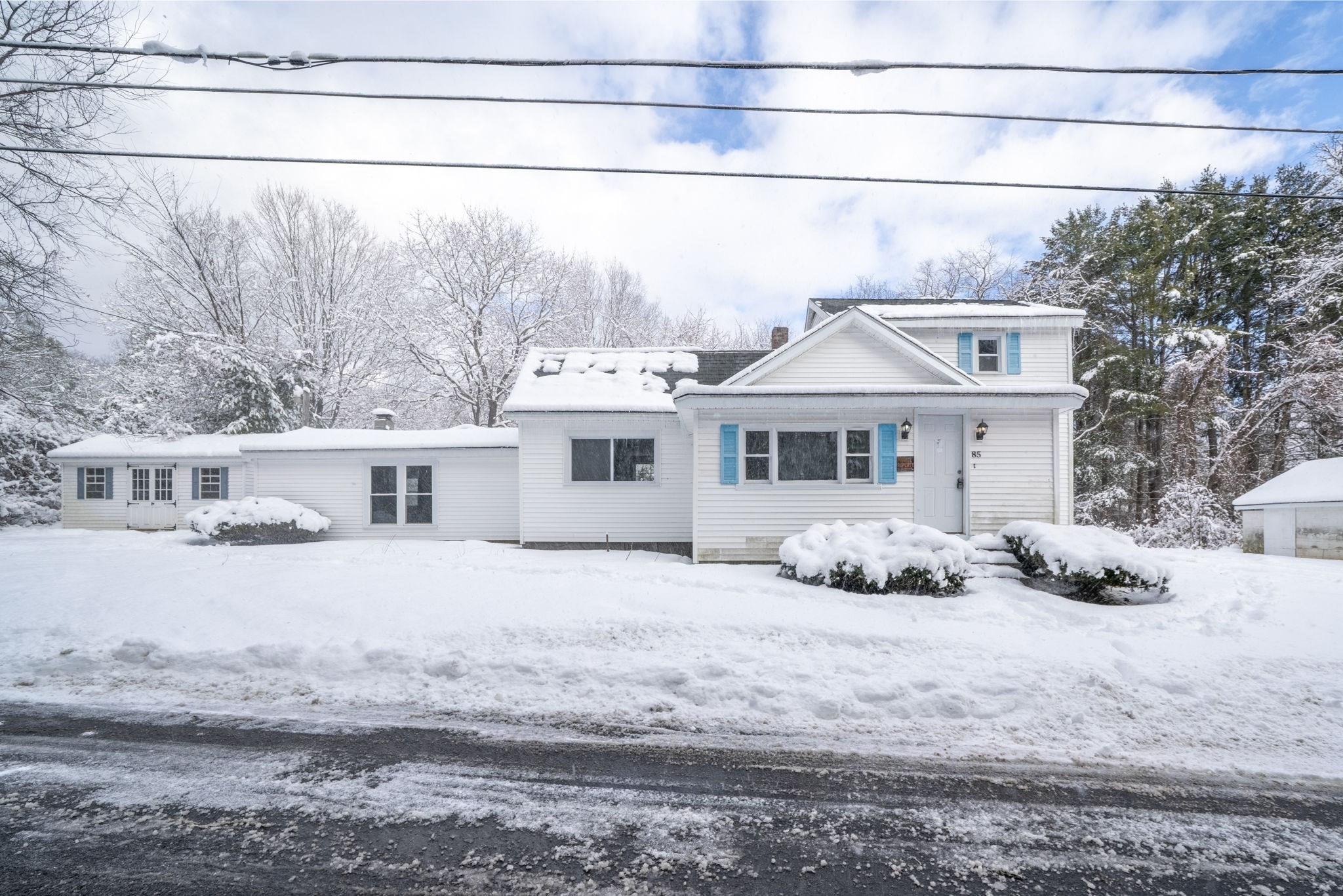 85 Roosevelt Ave, Athol, MA 01331