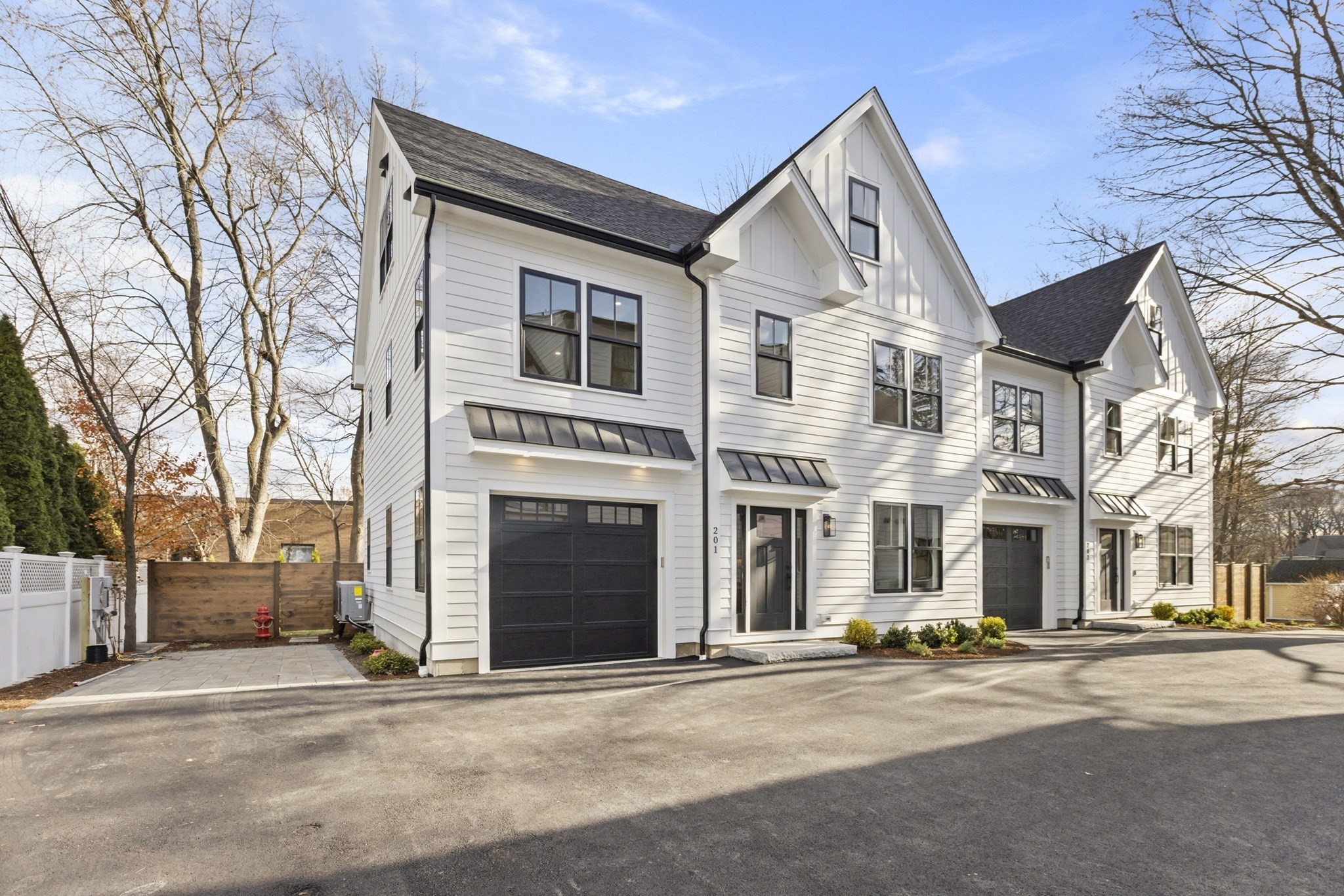 10 Webber Avenue Unit 201, Bedford, MA 01730