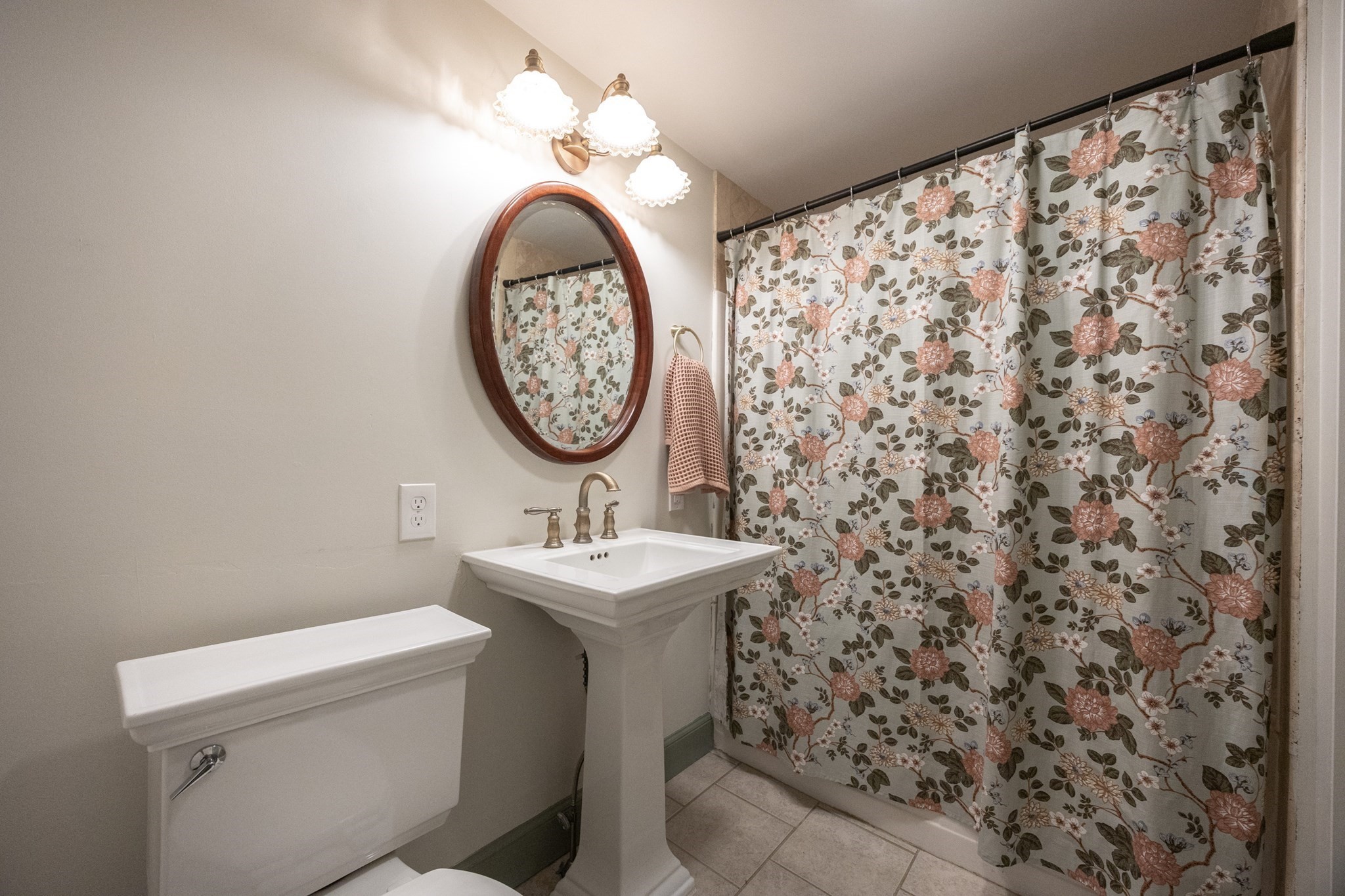 102 Centre St, Danvers, MA 01923 - Image 15