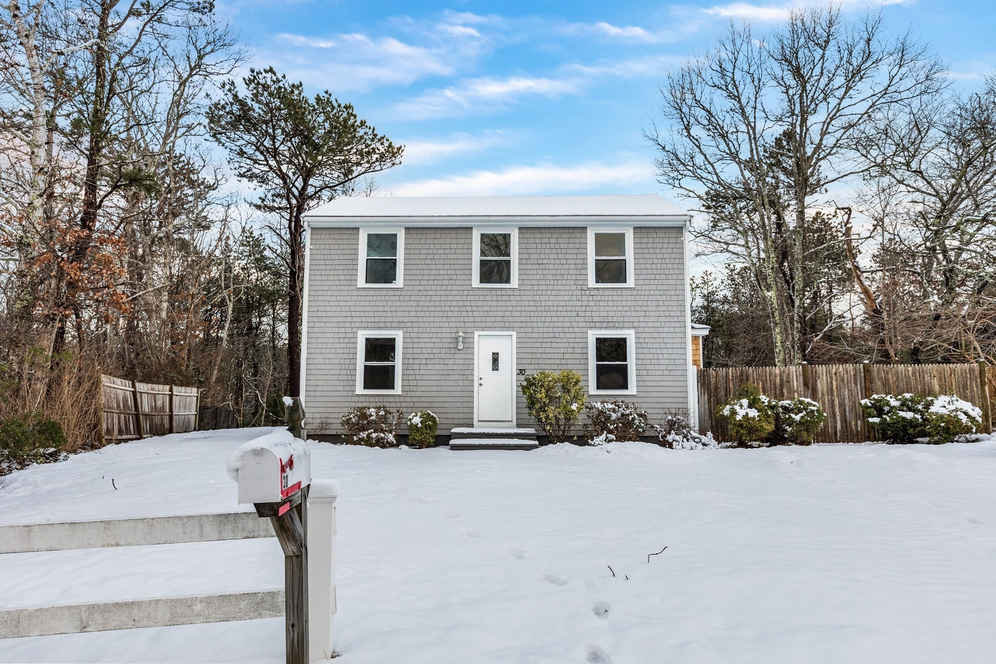 30 Barquentine Dr, Plymouth, MA 02360