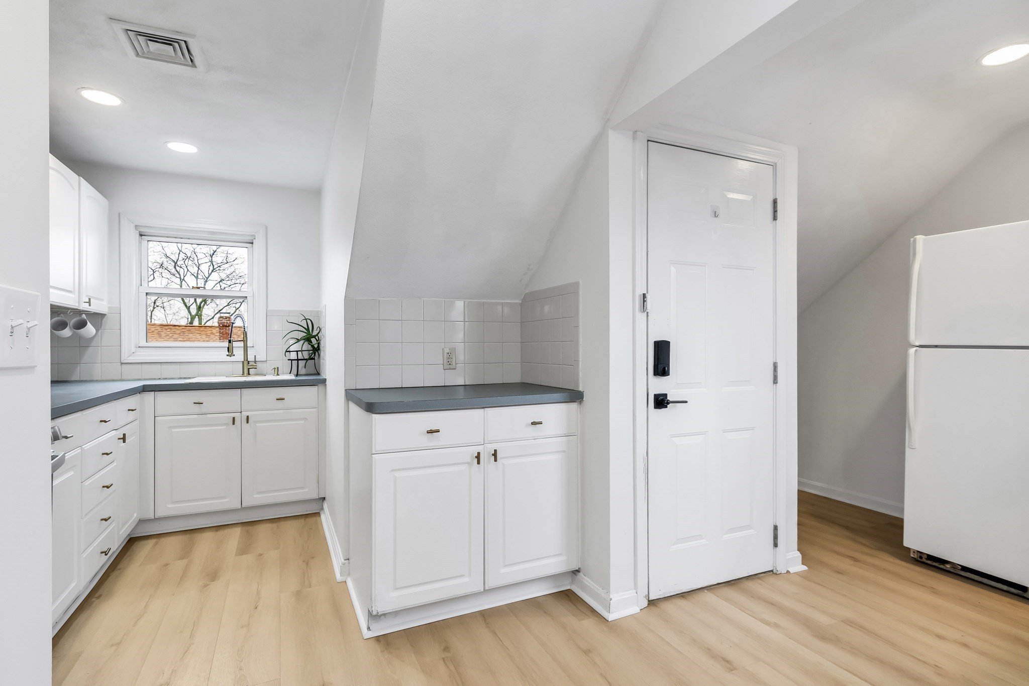 66 Plummer Ave Unit 3, Winthrop, MA 02152 - Image 10