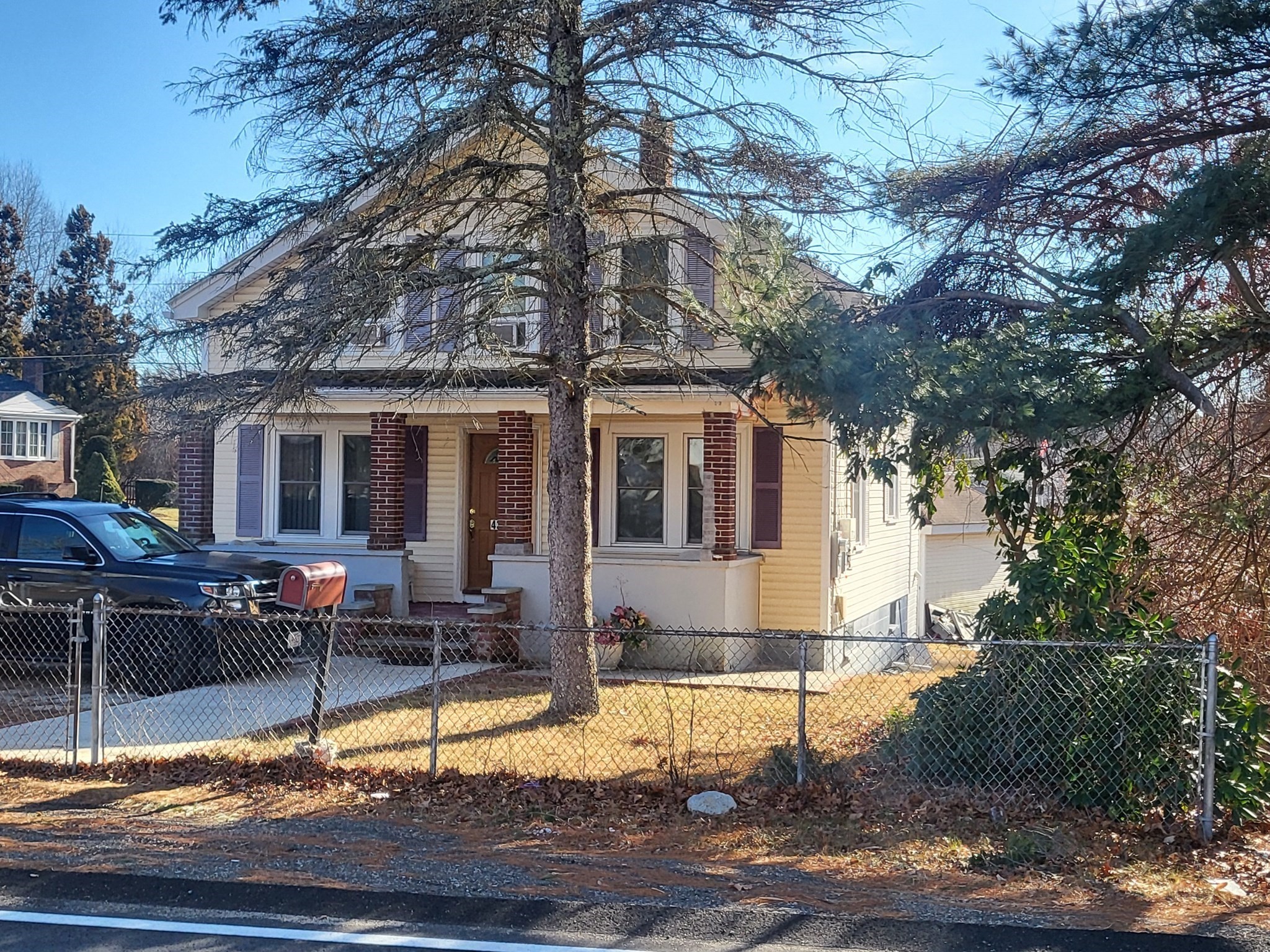 438 School St, Stoughton, MA 02072 - Image 2