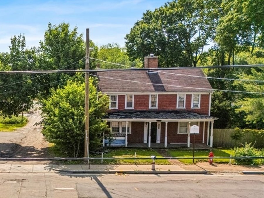 386 Washington St, Attleboro, MA 02703