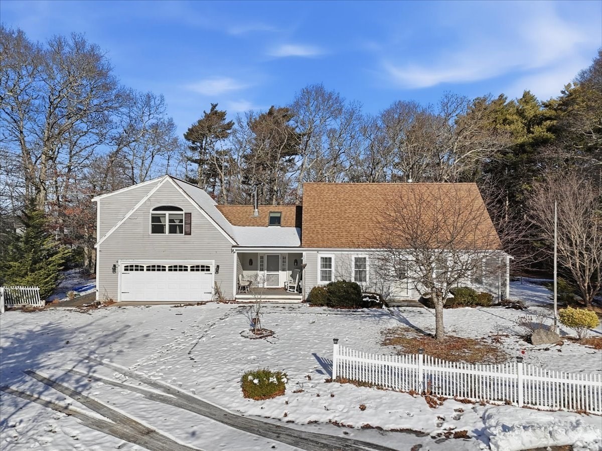 116 Seabrook Dr, Falmouth, MA 02536