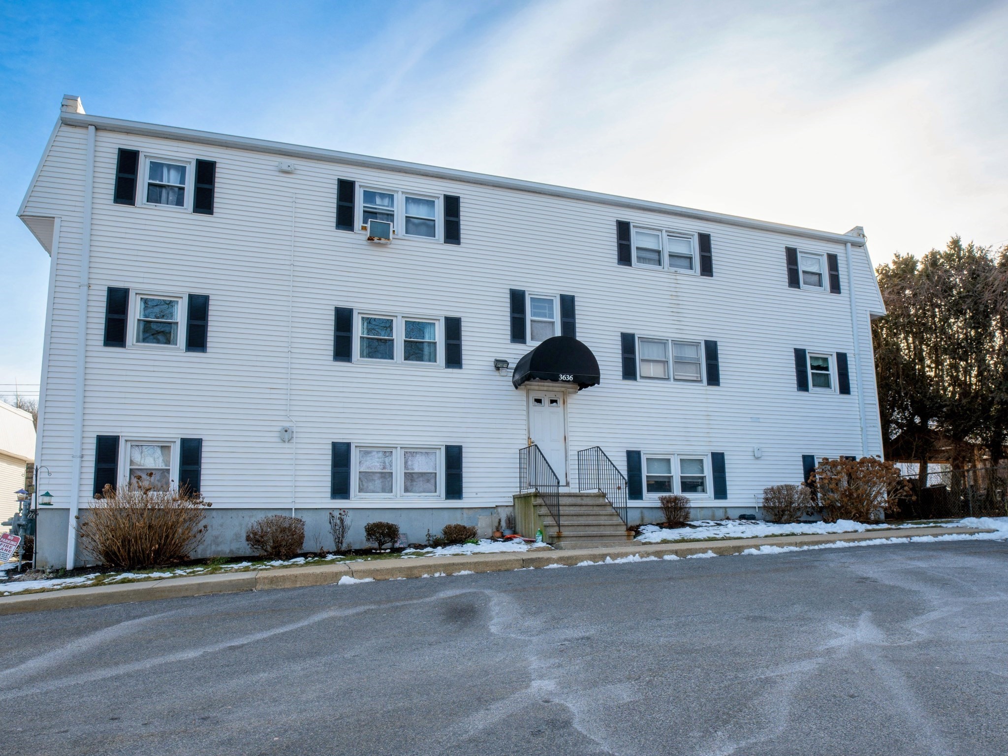 3636 N Main St Unit 5, Fall River, MA 02720