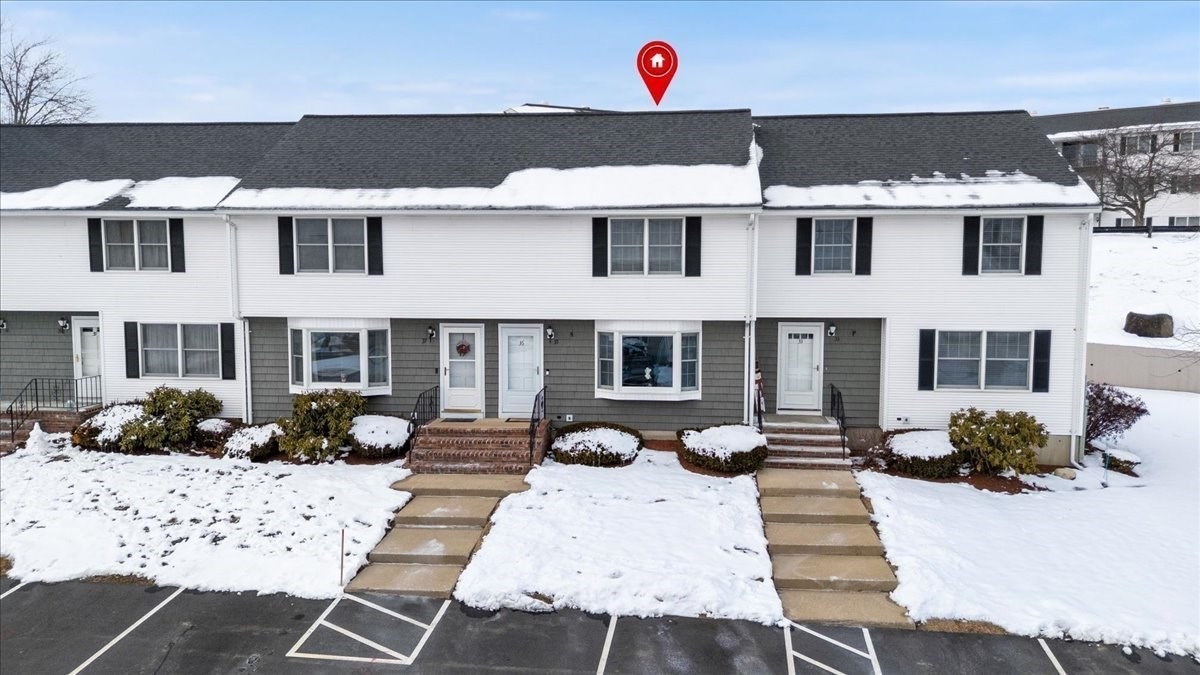 35 Christopher Dr Unit 35, Methuen, MA 01844