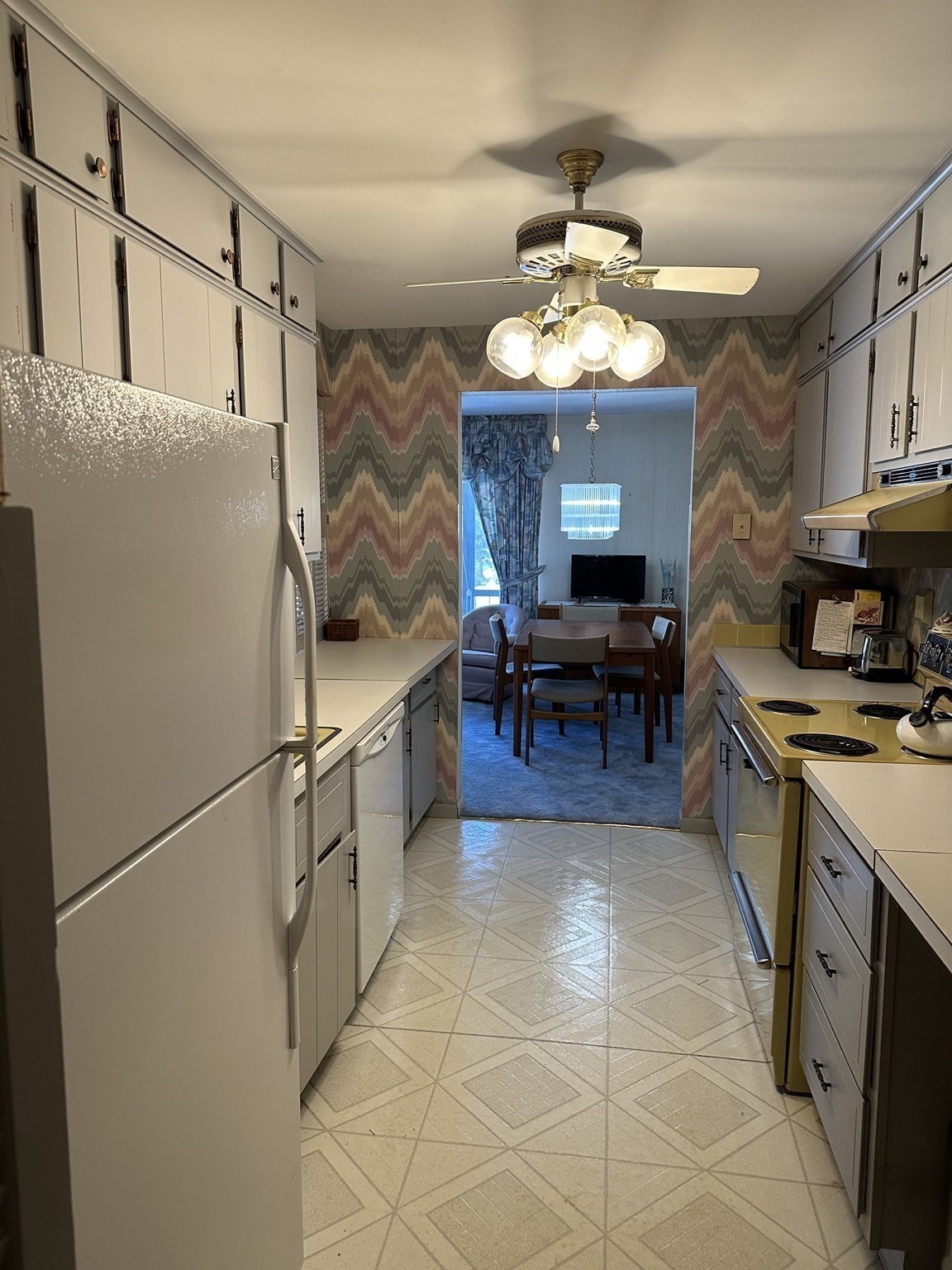 234 Nesmith St Unit 8, Lowell, MA 01852 - Image 4