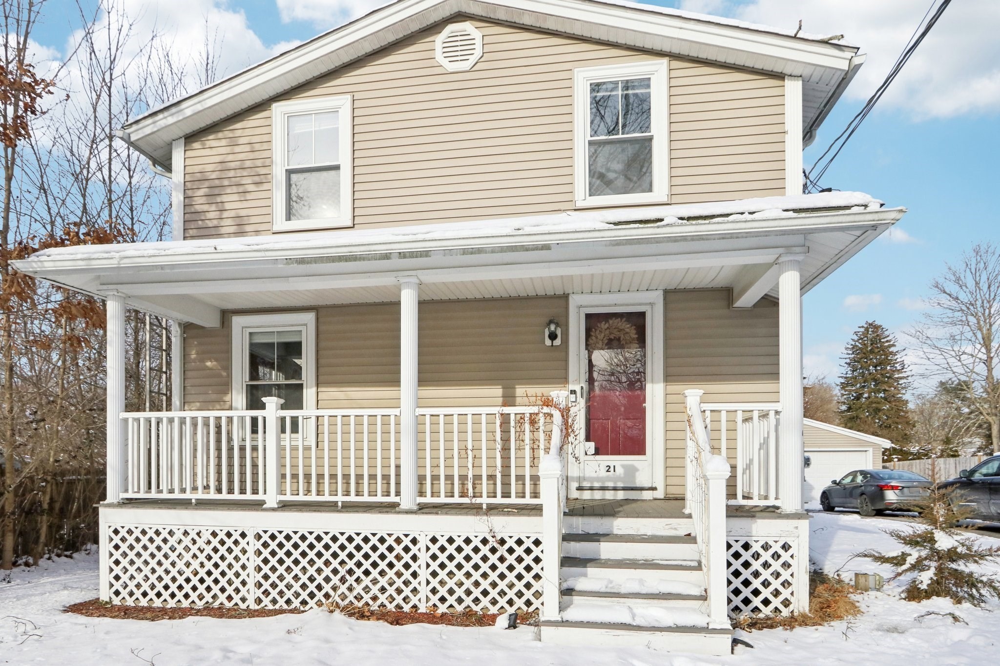 21 Briggs St, Taunton, MA 02780