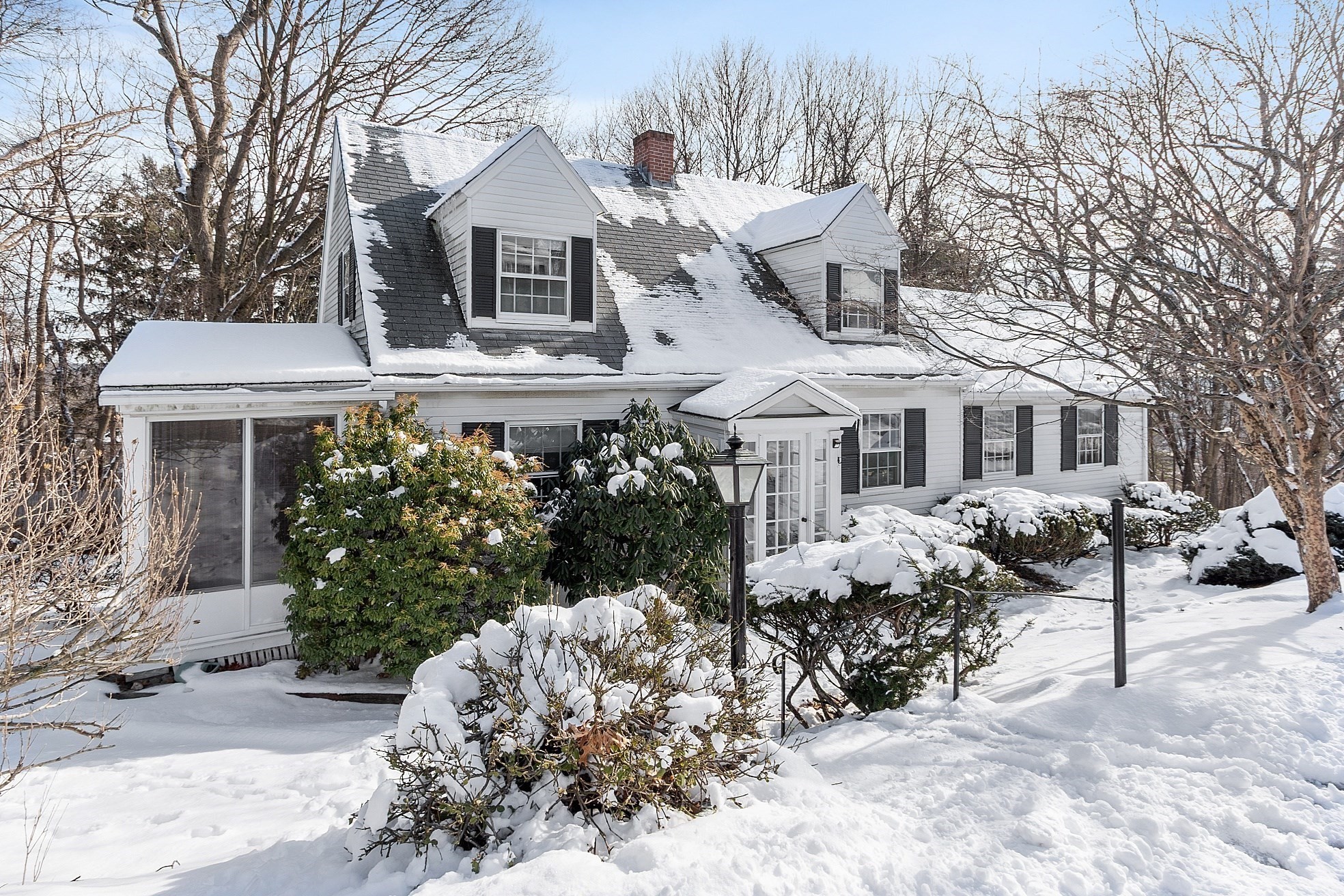 93 Fitch Hill Ave, Fitchburg, MA 01420