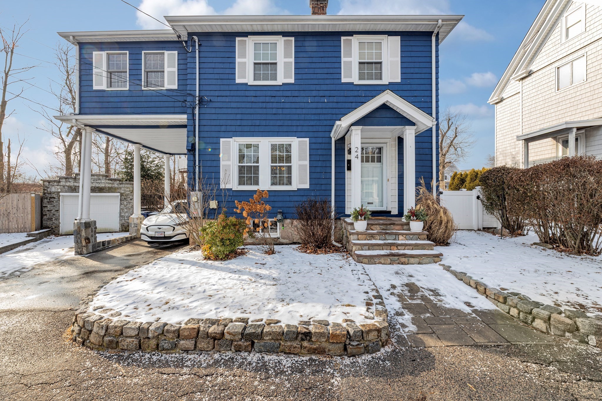 24 Rhoda St, Roslindale, Boston, MA 02132
