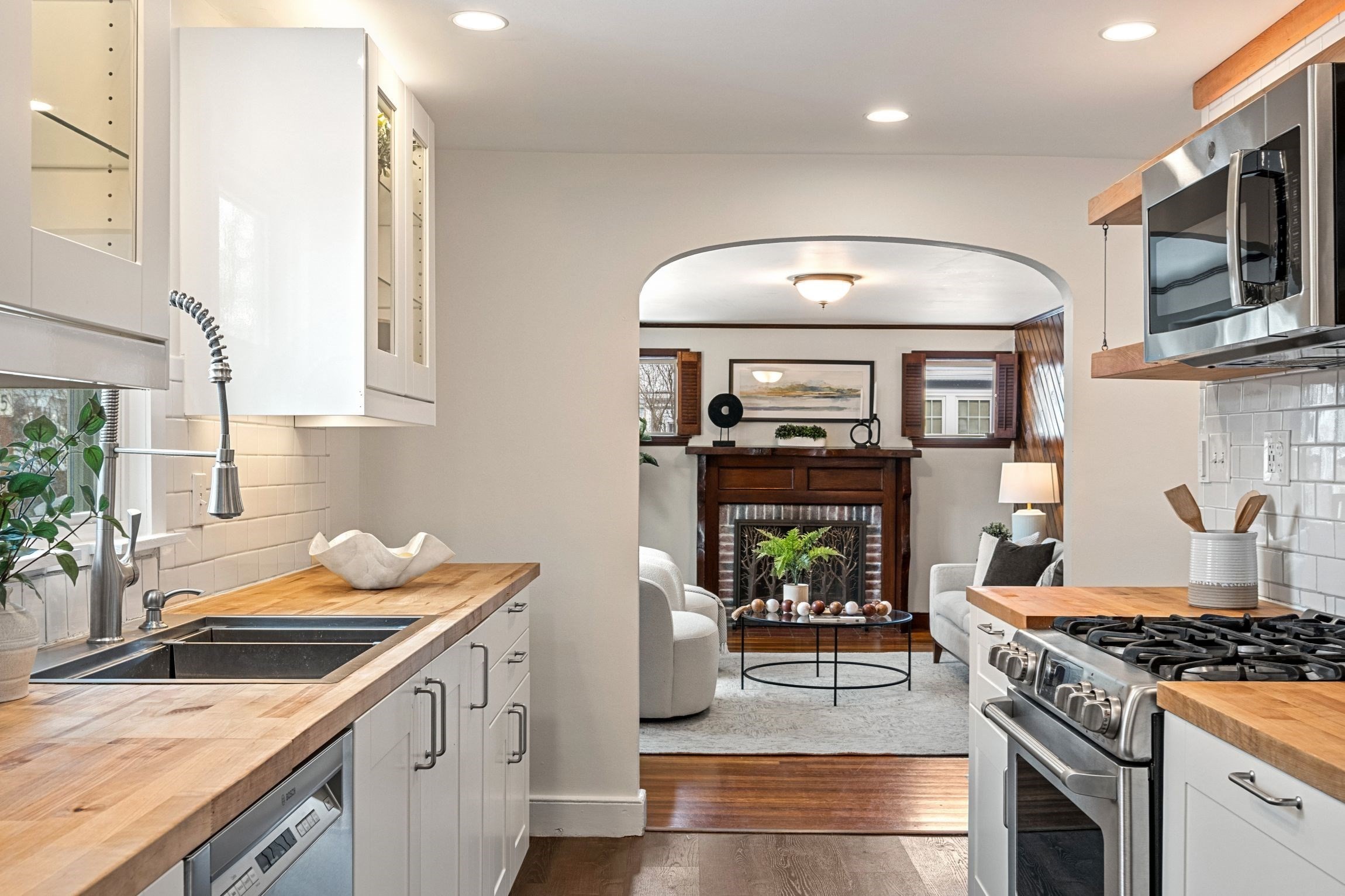 104 Myrtle Ave, Wakefield, MA 01880