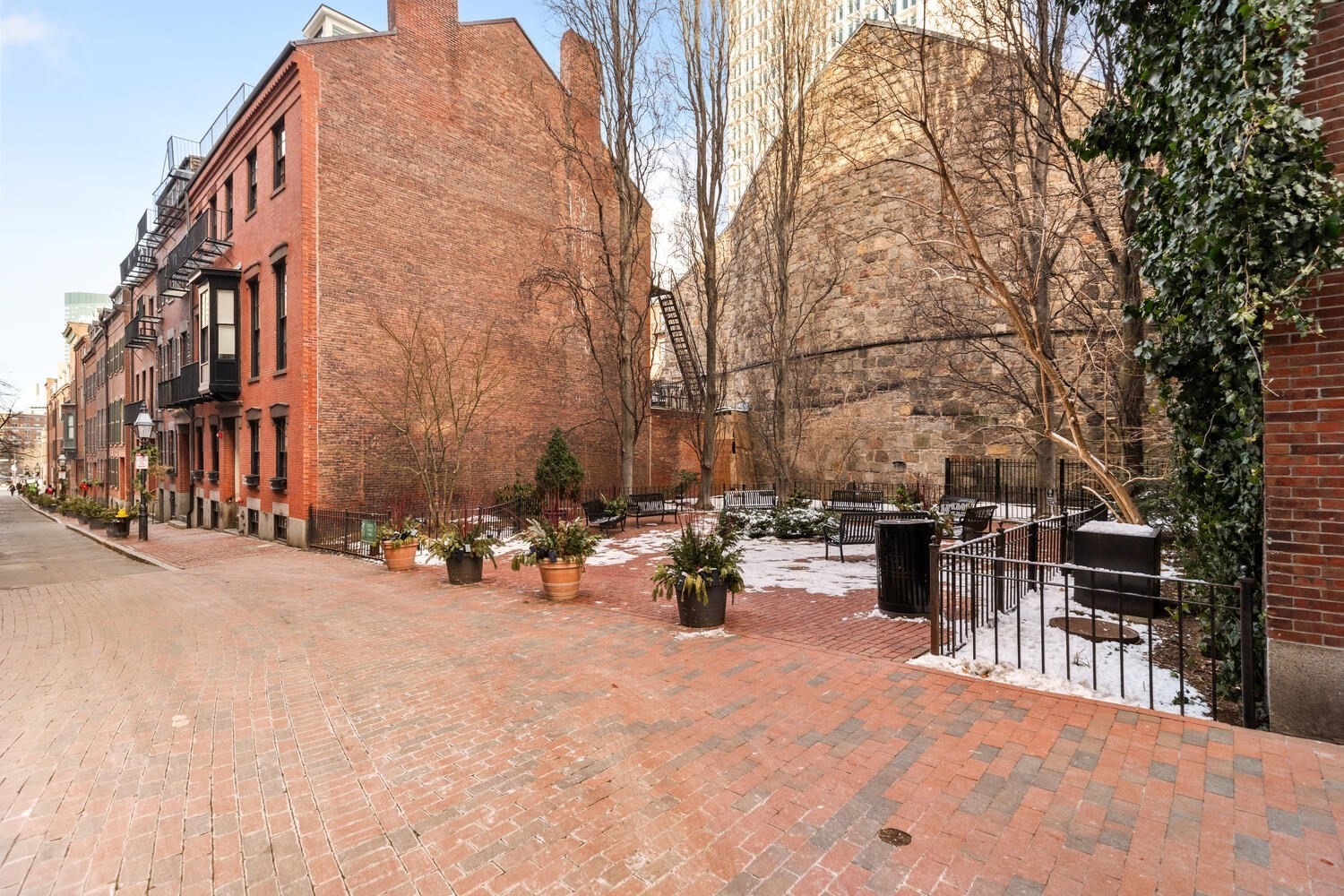 54 Temple Street Unit 1, Beacon Hill, Boston, MA 02114 - Image 25