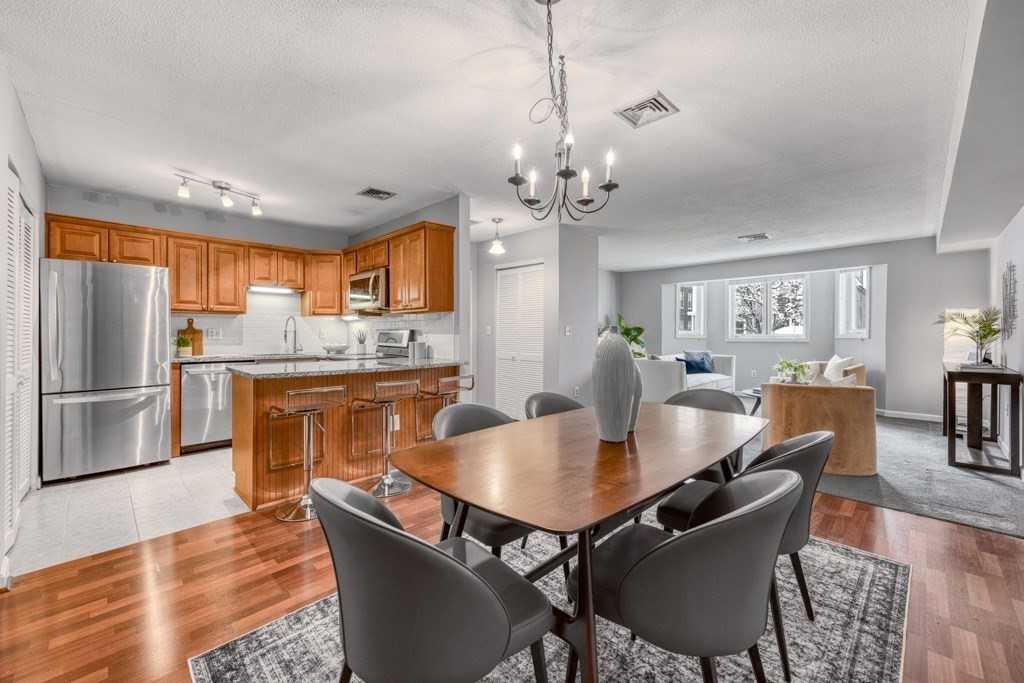 622 Boston Ave Unit 7A, Medford, MA 02155