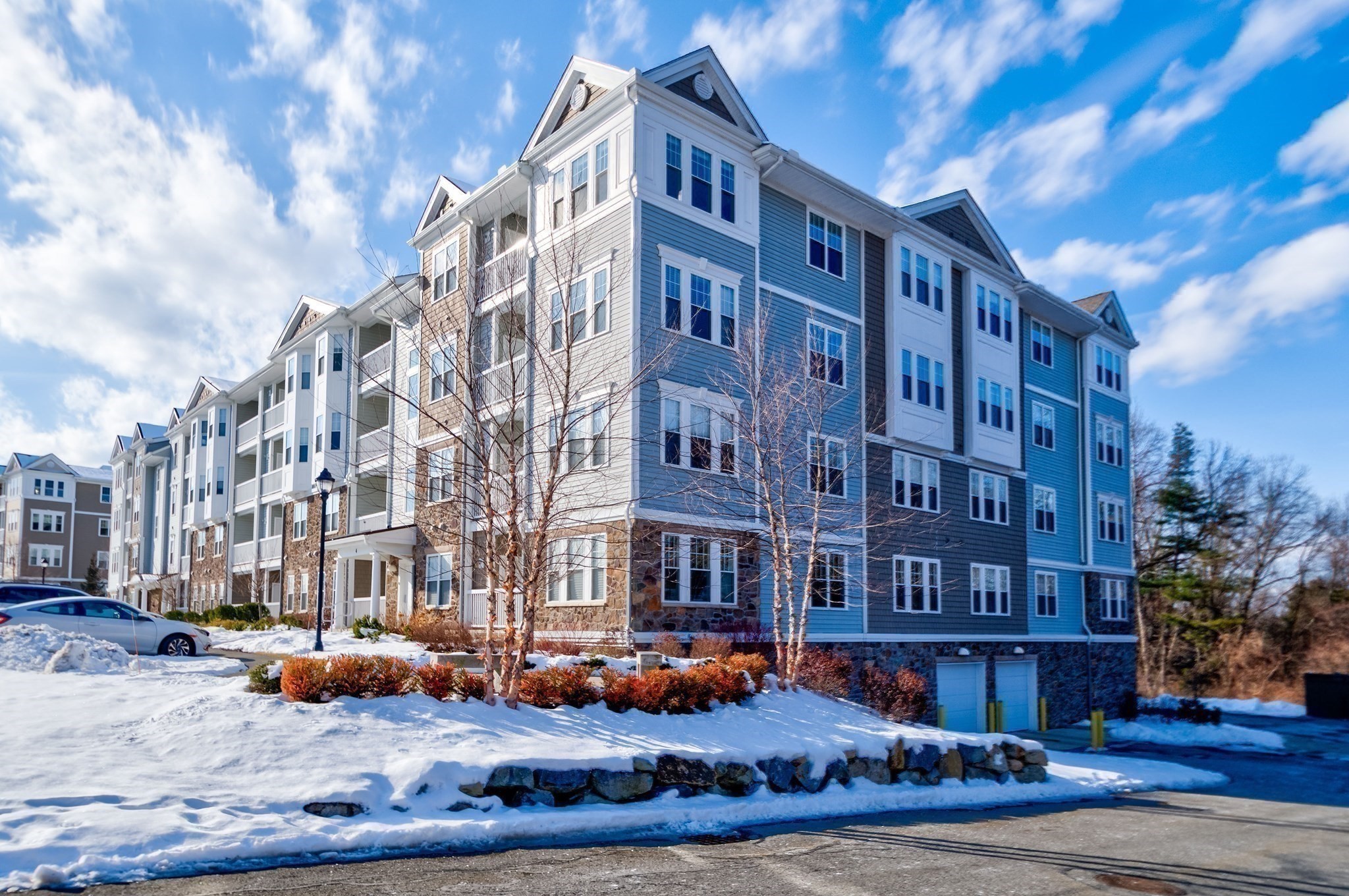 4 Francis Dr Unit 312, Andover, MA 01810