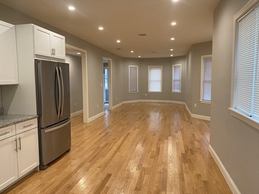 226 Fellsway W, Apt 1