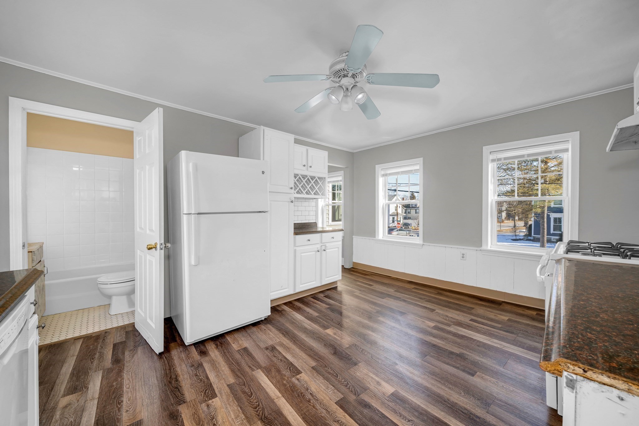 147 High St, Danvers, MA 01923 - Image 28