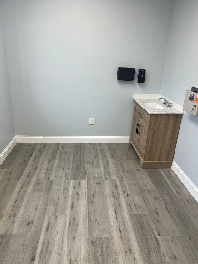 138 Leland St, Framingham, MA 01702 - Image 3