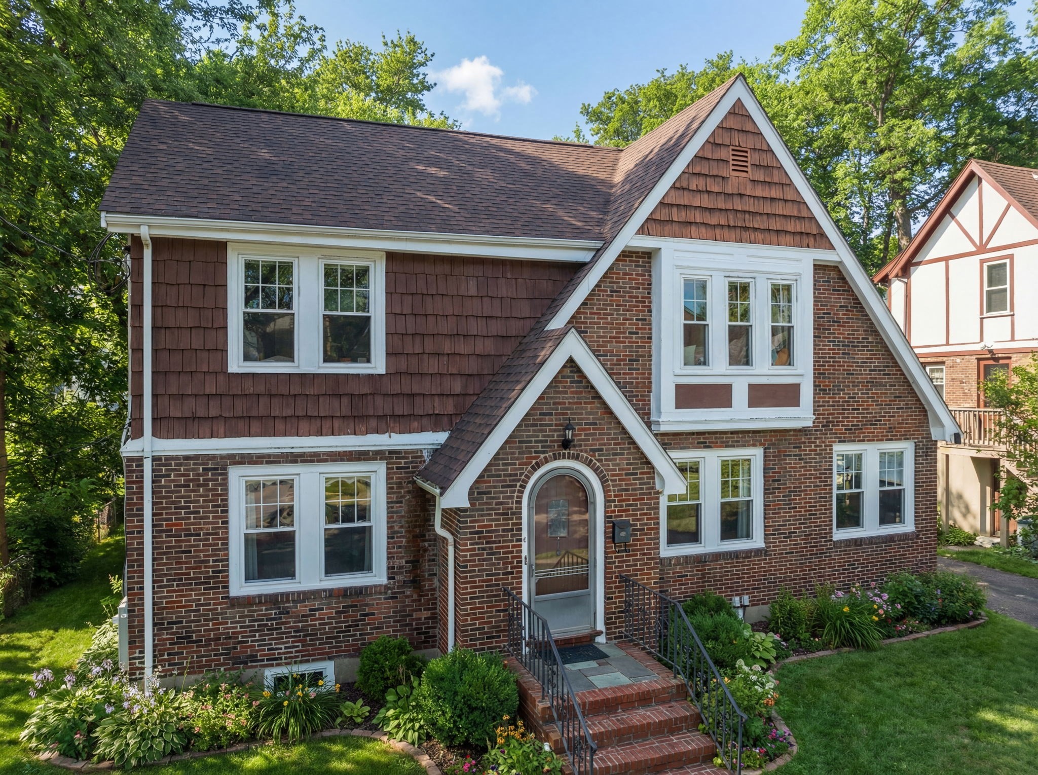 17 Ireland Rd, Newton, MA 02459