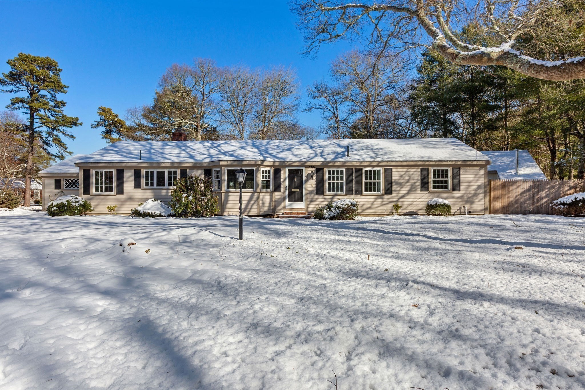 200 Lumbert Mill Rd, Barnstable, MA 02632