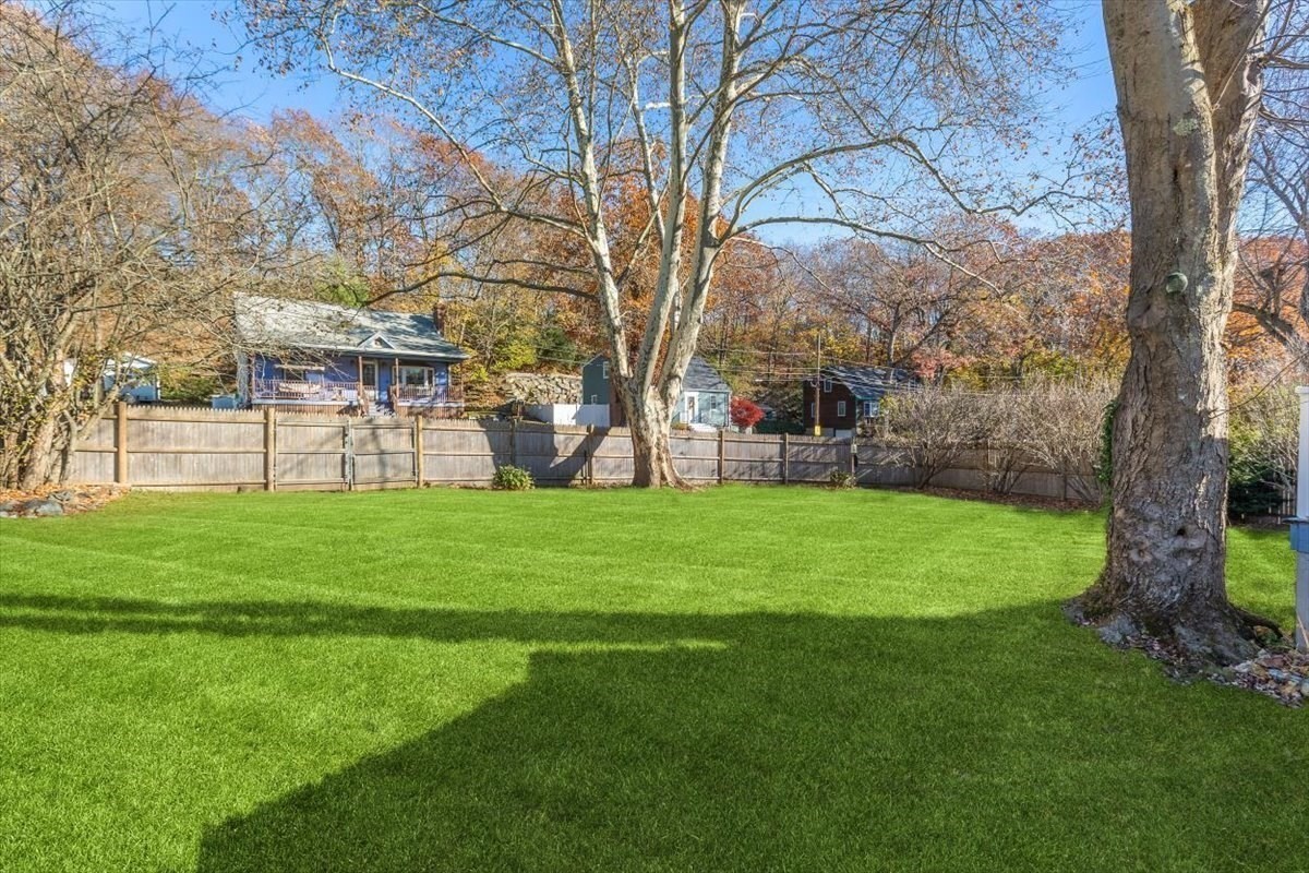 92 Doris Dr, Weymouth, MA 02191 - Image 28