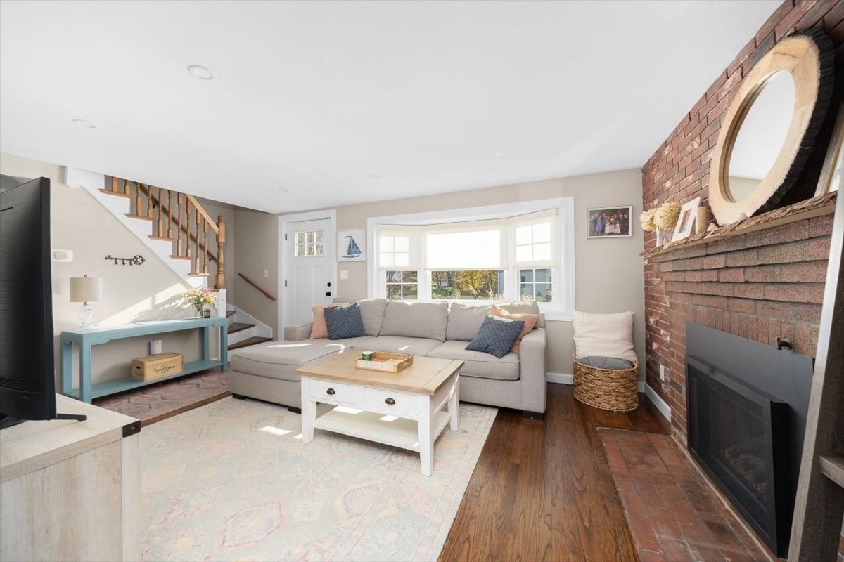 92 Doris Dr, Weymouth, MA 02191 - Image 4