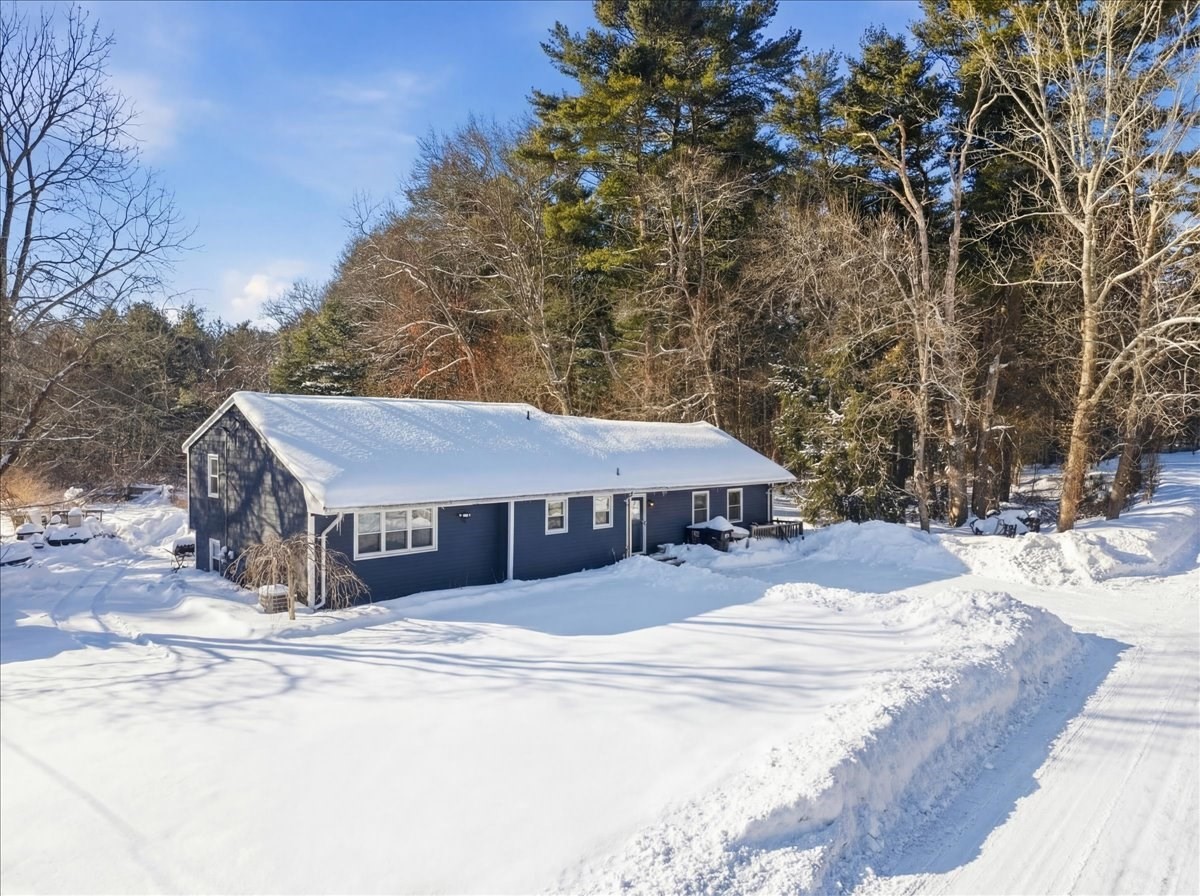 68 Beech St, Bridgewater, MA 02324