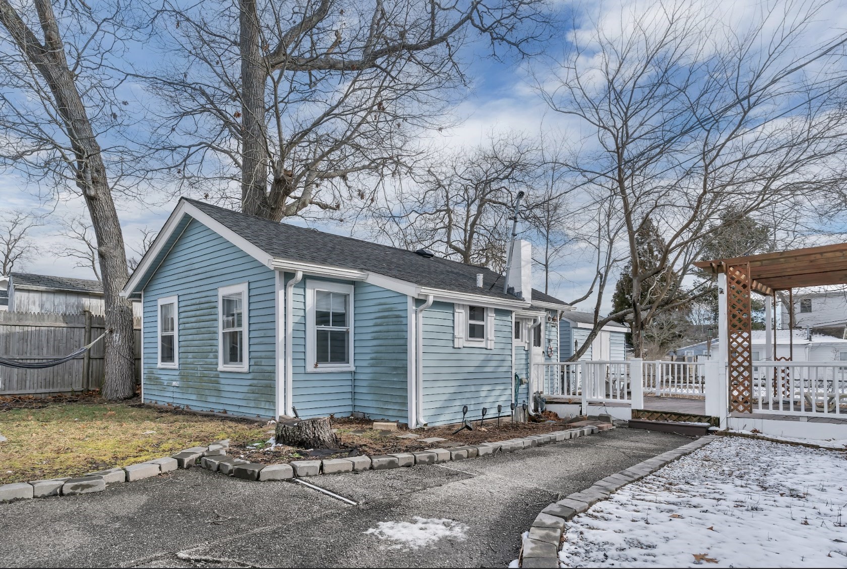 10 Barnes St, Wareham, MA 02571