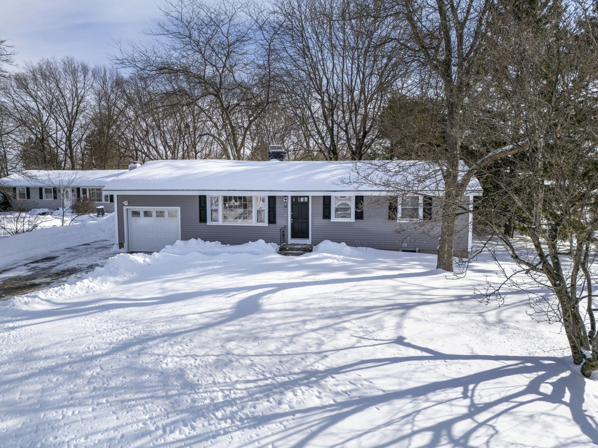 54 Roundtop Rd, Framingham, MA 01701